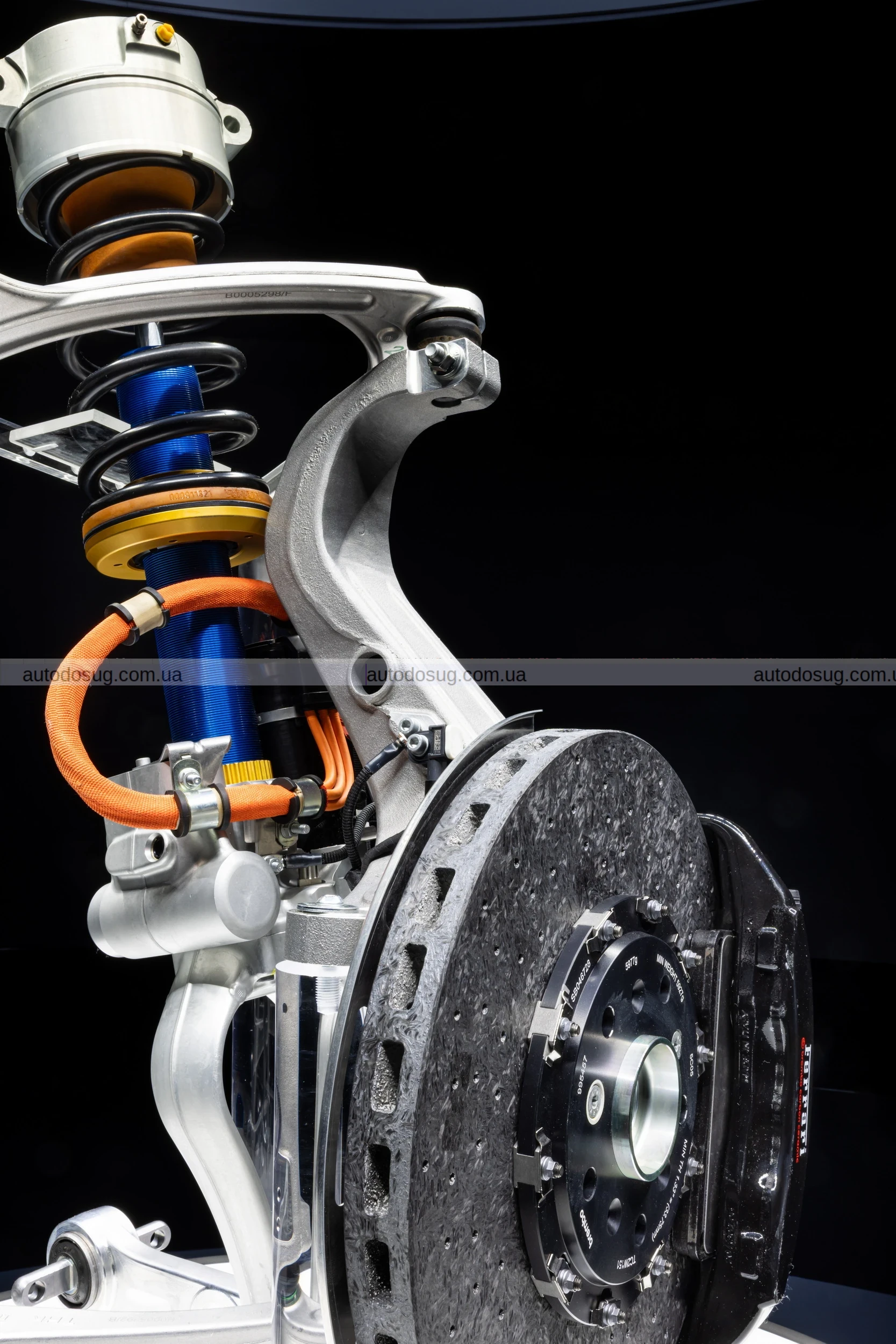 Перший електричний Ferrari Elettrica пропонує 1000 к.с., унікальний звук та революційну динаміку