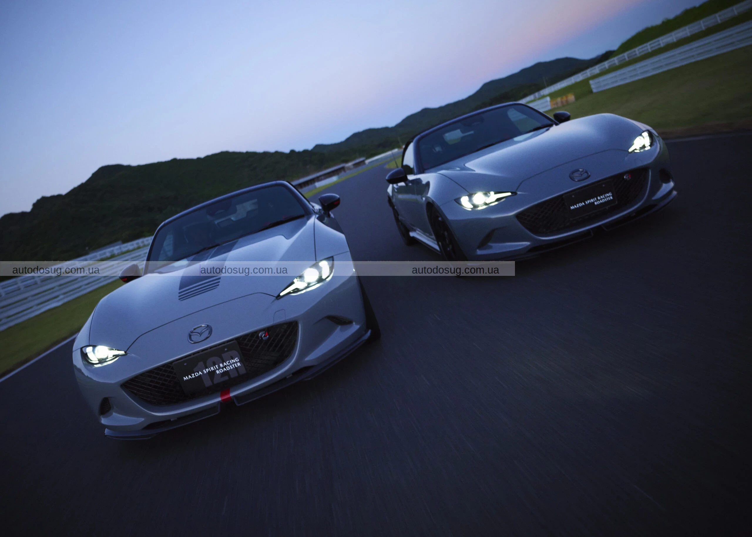 Понад 9 500 людей хотіли придбати цю особливу Mazda MX-5 Spirit Racing Roadster 12R