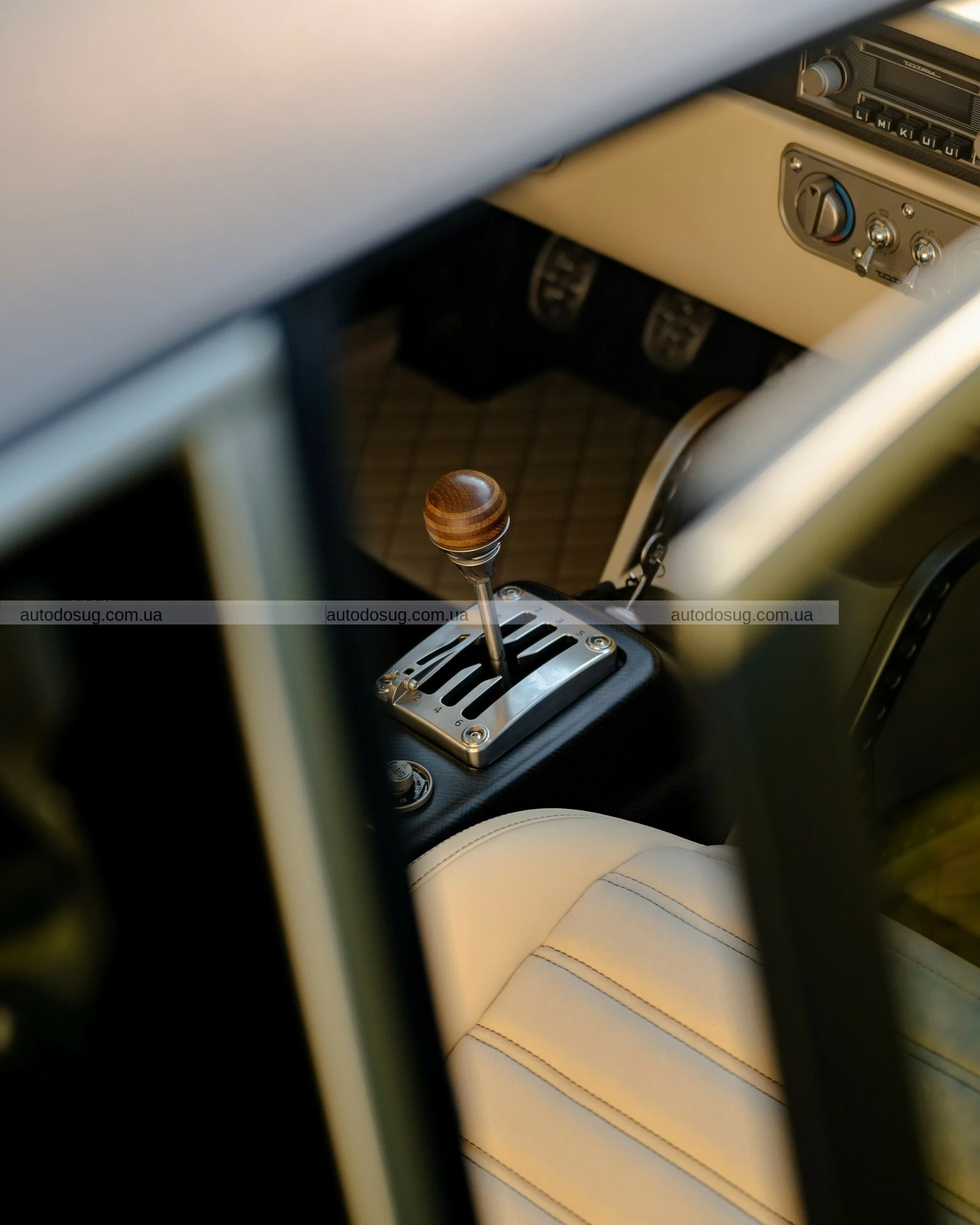 Totem GT Super Farina представила рестомод-шедевр на базі Alfa Romeo