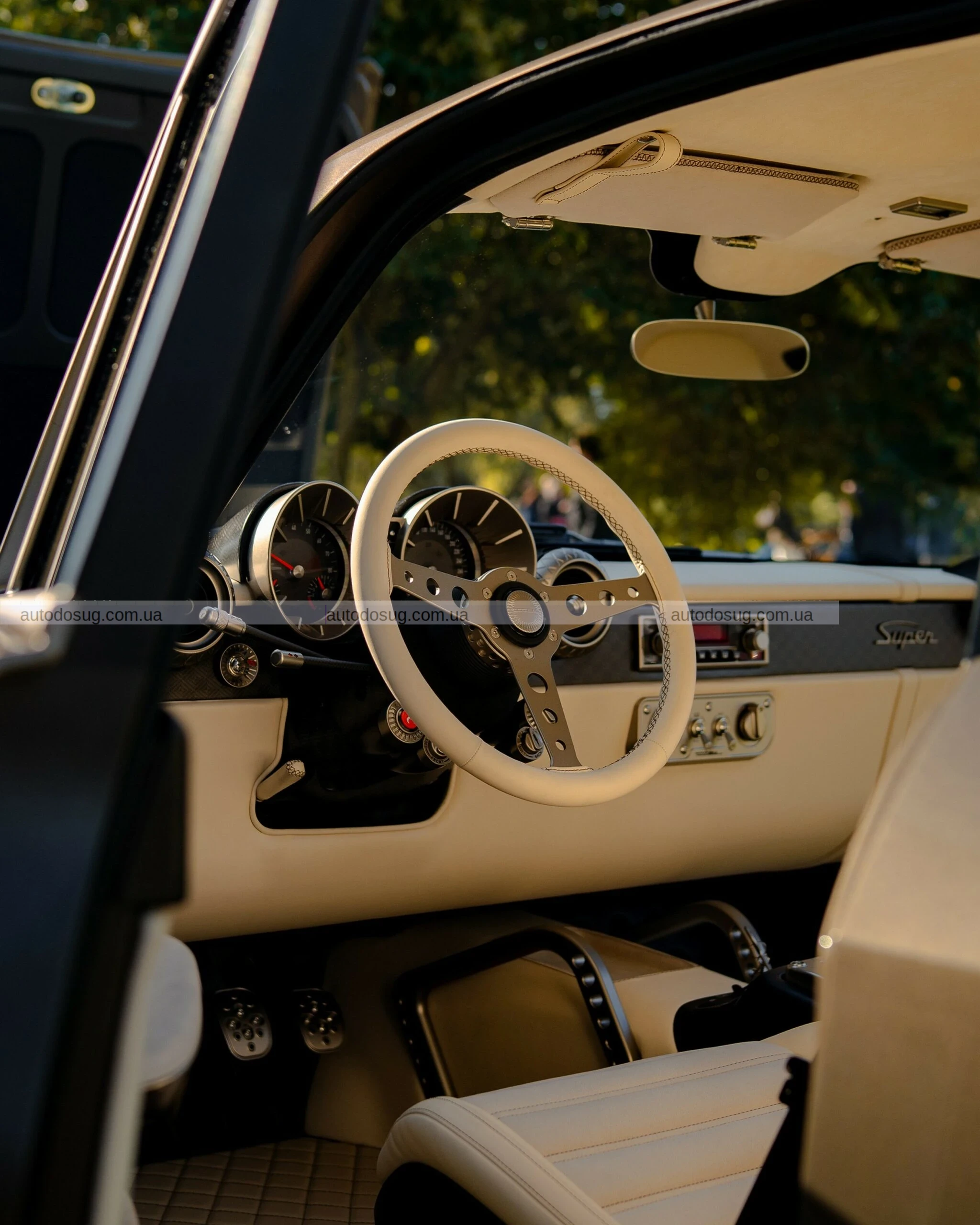 Totem GT Super Farina представила рестомод-шедевр на базі Alfa Romeo