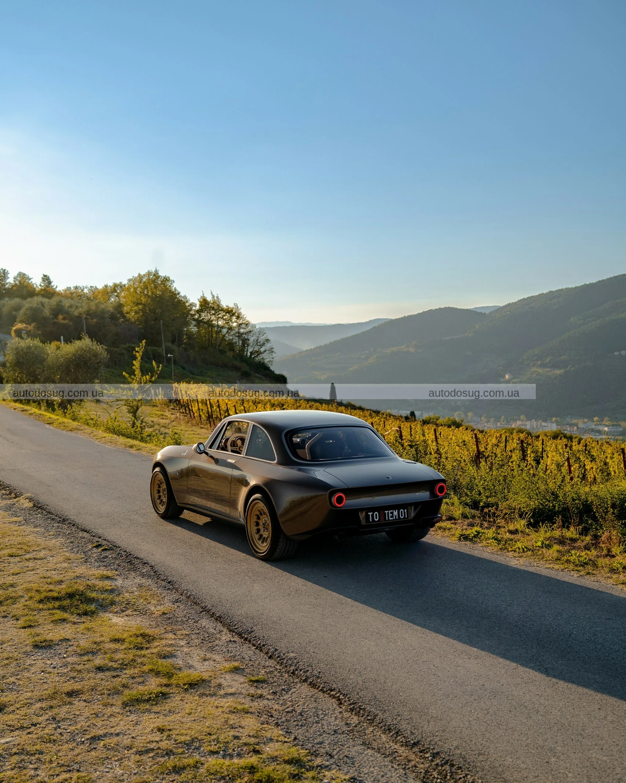 Totem GT Super Farina представила рестомод-шедевр на базі Alfa Romeo