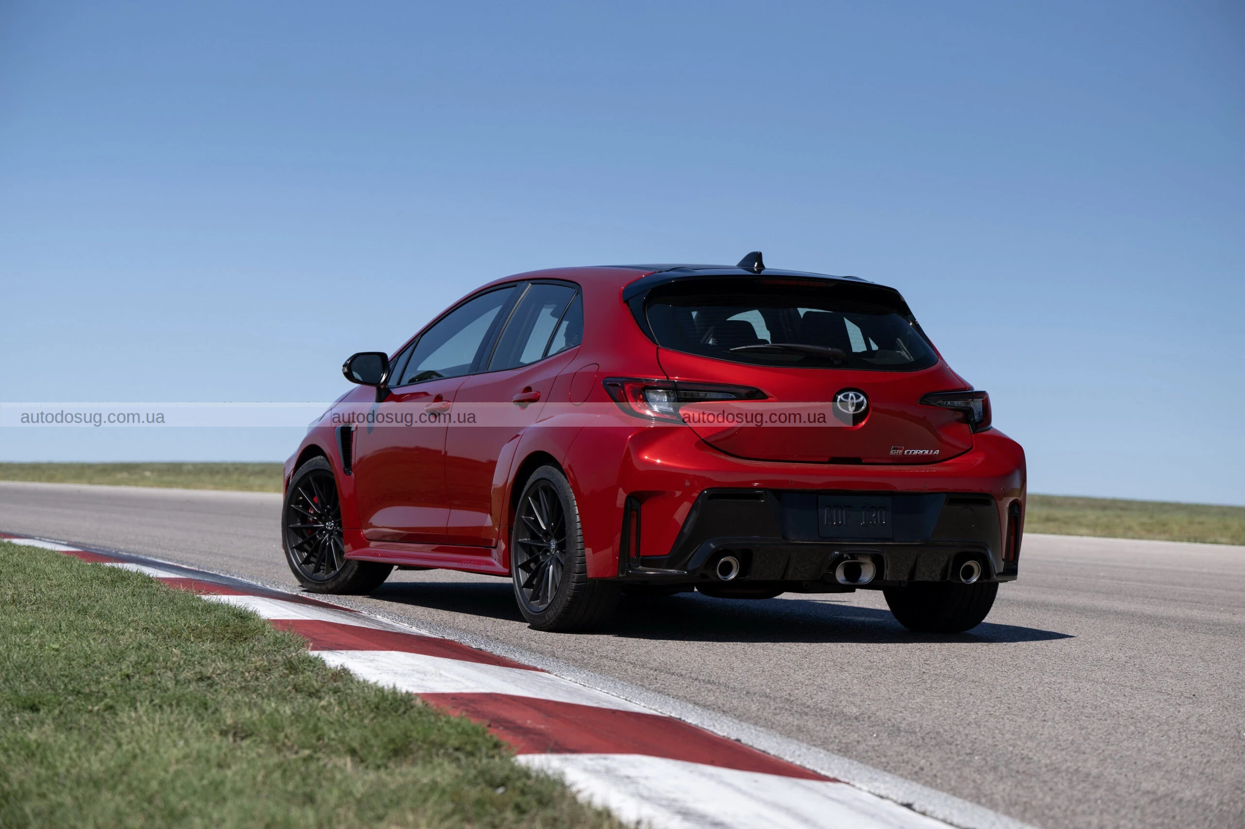 Toyota GR Corolla 2026 готується вивести гарячі хетчбеки на новий рівень