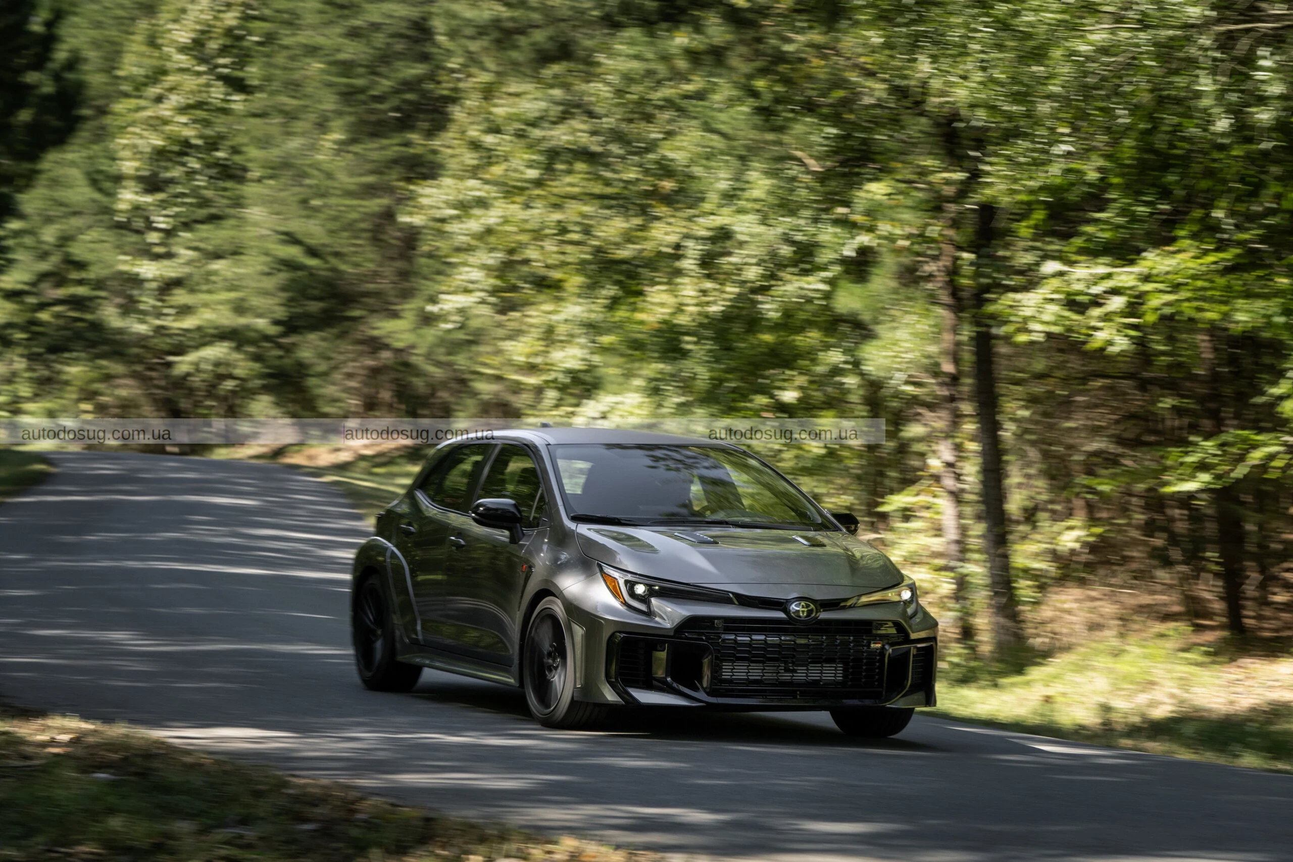 Toyota GR Corolla 2026 готується вивести гарячі хетчбеки на новий рівень