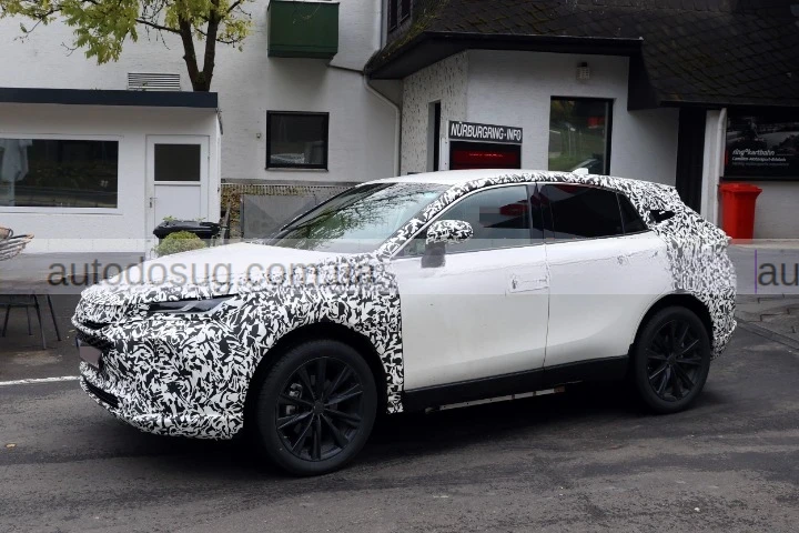 Toyota готує новий кросовер-купе Harrier 2027