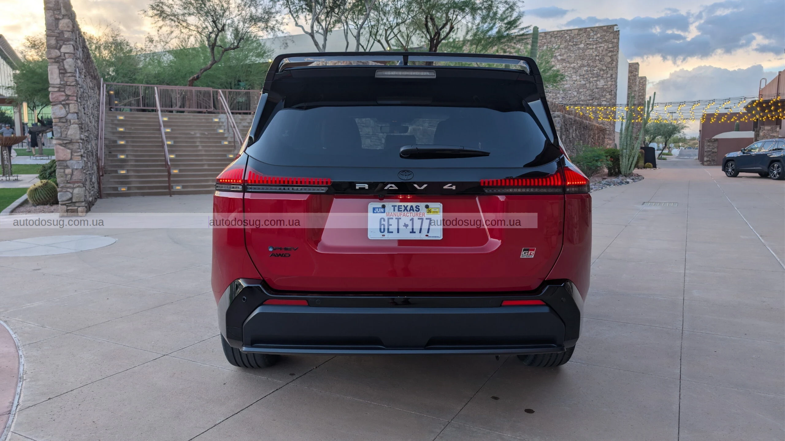 Toyota RAV4 GR Sport (2026) — коли «Sport» означає більше, ніж просто назву