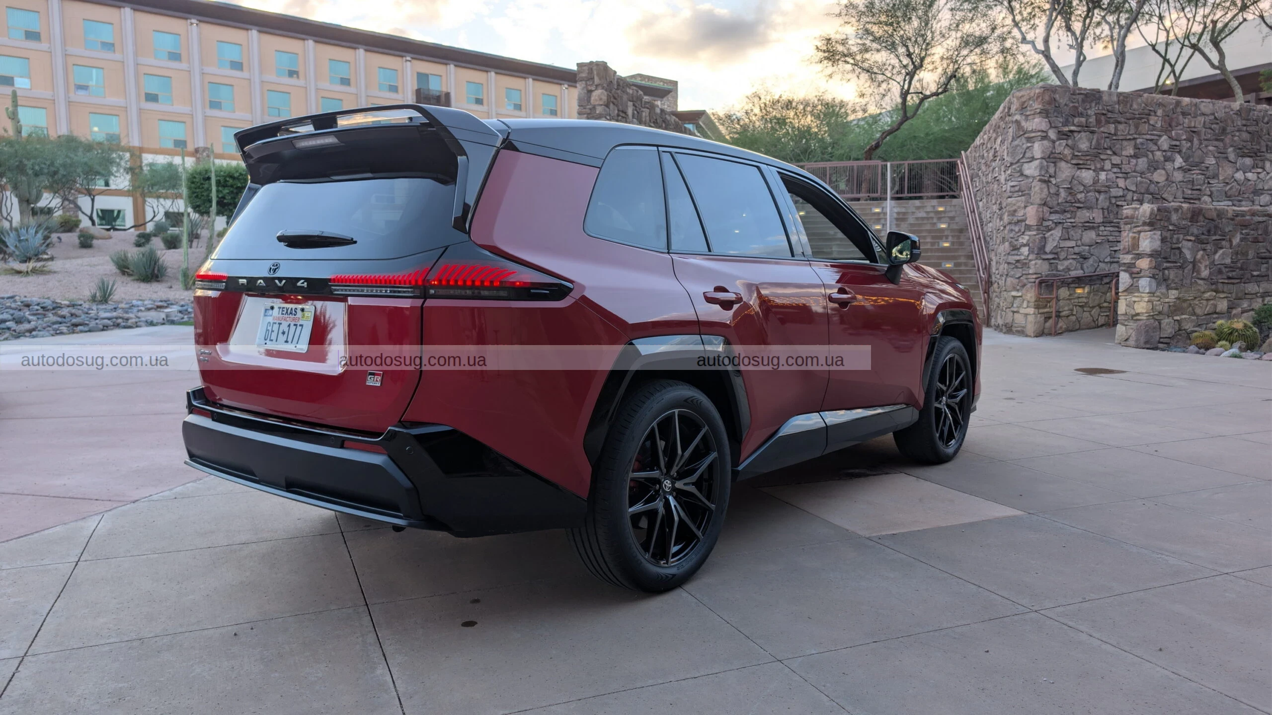 Toyota RAV4 GR Sport (2026) — коли «Sport» означає більше, ніж просто назву