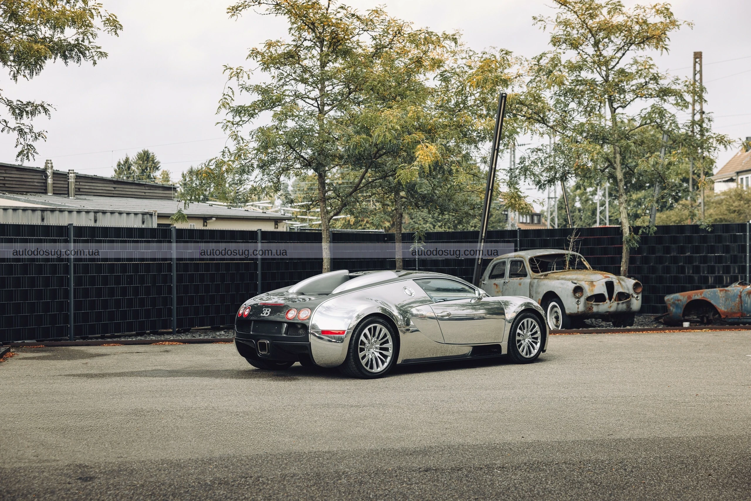 Унікальний гіперкар Bugatti Veyron 16.4 Pur Sang без фарби доводить, що досконалості не потрібен колір