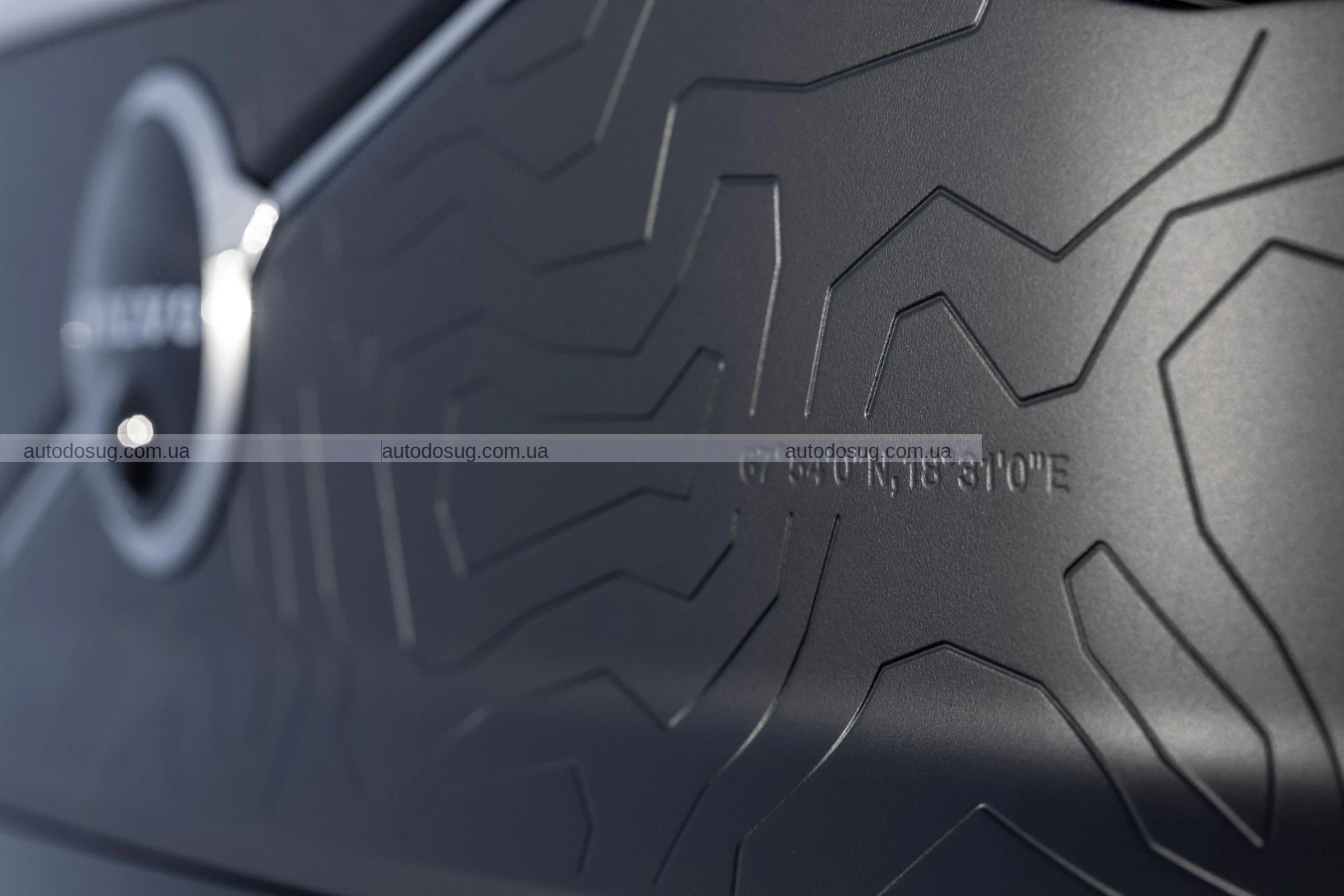 Volvo готує свою найпотужнішу модель разом із новими комплектаціями початкового рівня