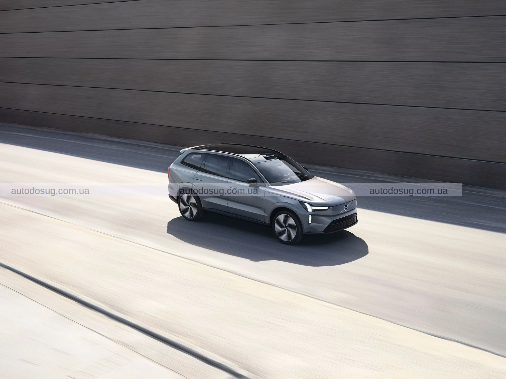 Volvo готує свою найпотужнішу модель разом із новими комплектаціями початкового рівня