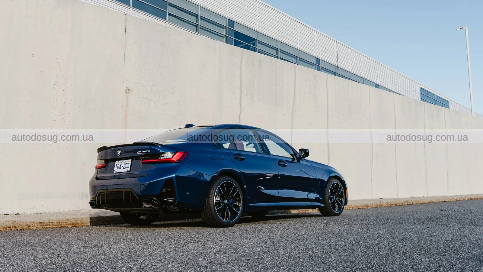 BMW святкує 50-річчя “трійки” з ексклюзивною M-версією