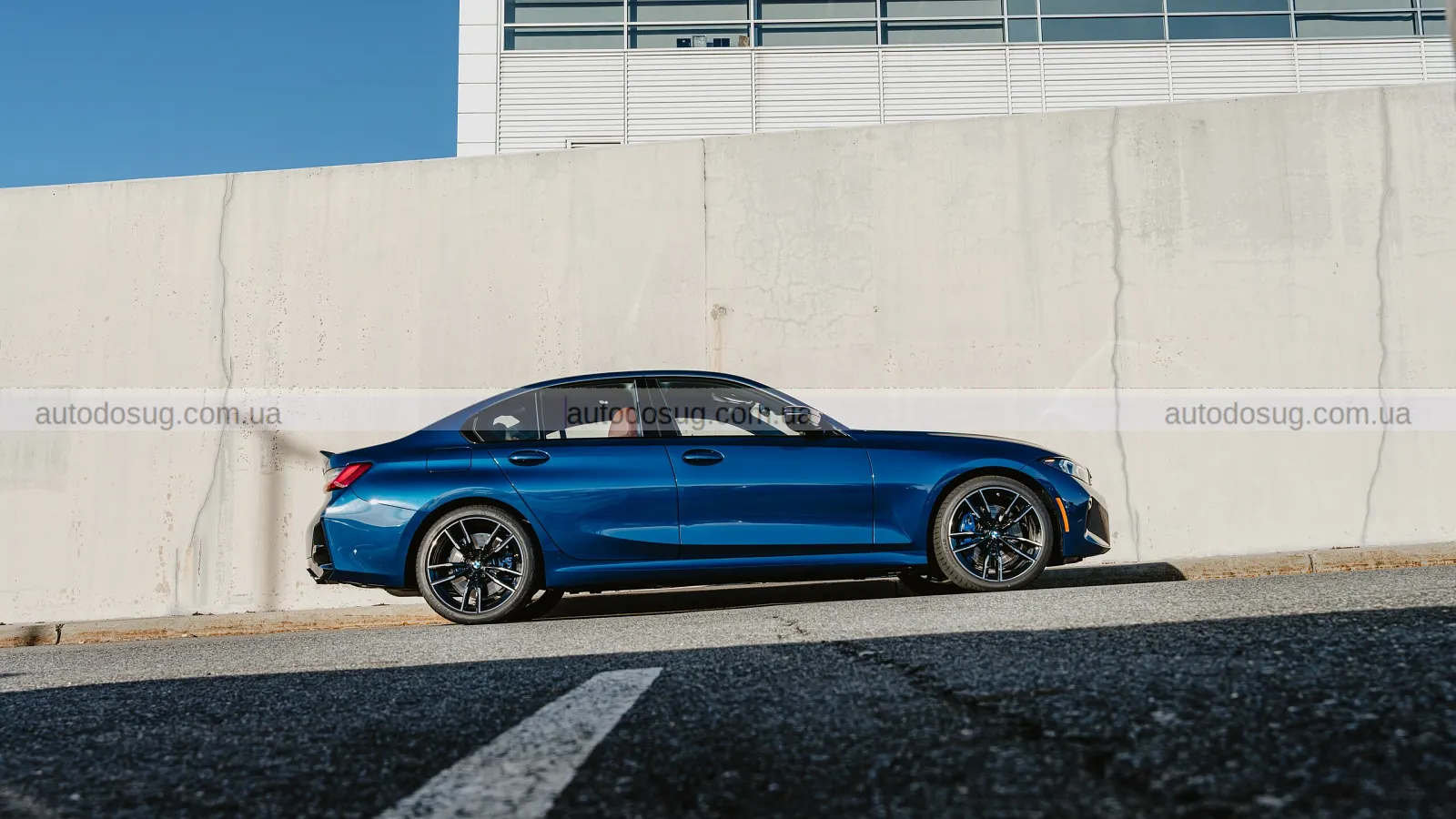 BMW святкує 50-річчя “трійки” з ексклюзивною M-версією