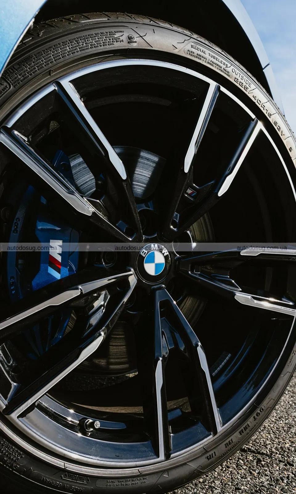 BMW святкує 50-річчя “трійки” з ексклюзивною M-версією