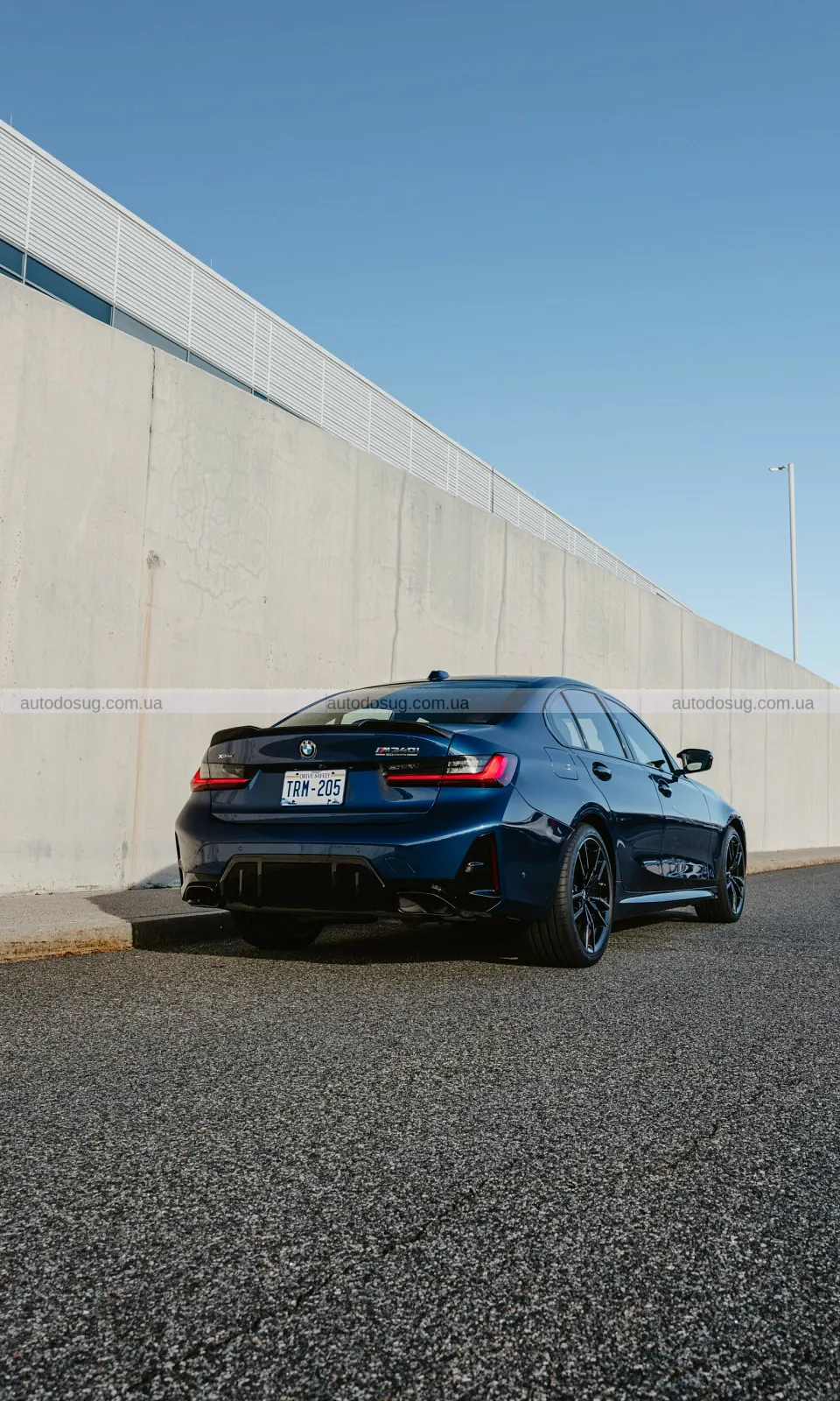 BMW святкує 50-річчя “трійки” з ексклюзивною M-версією