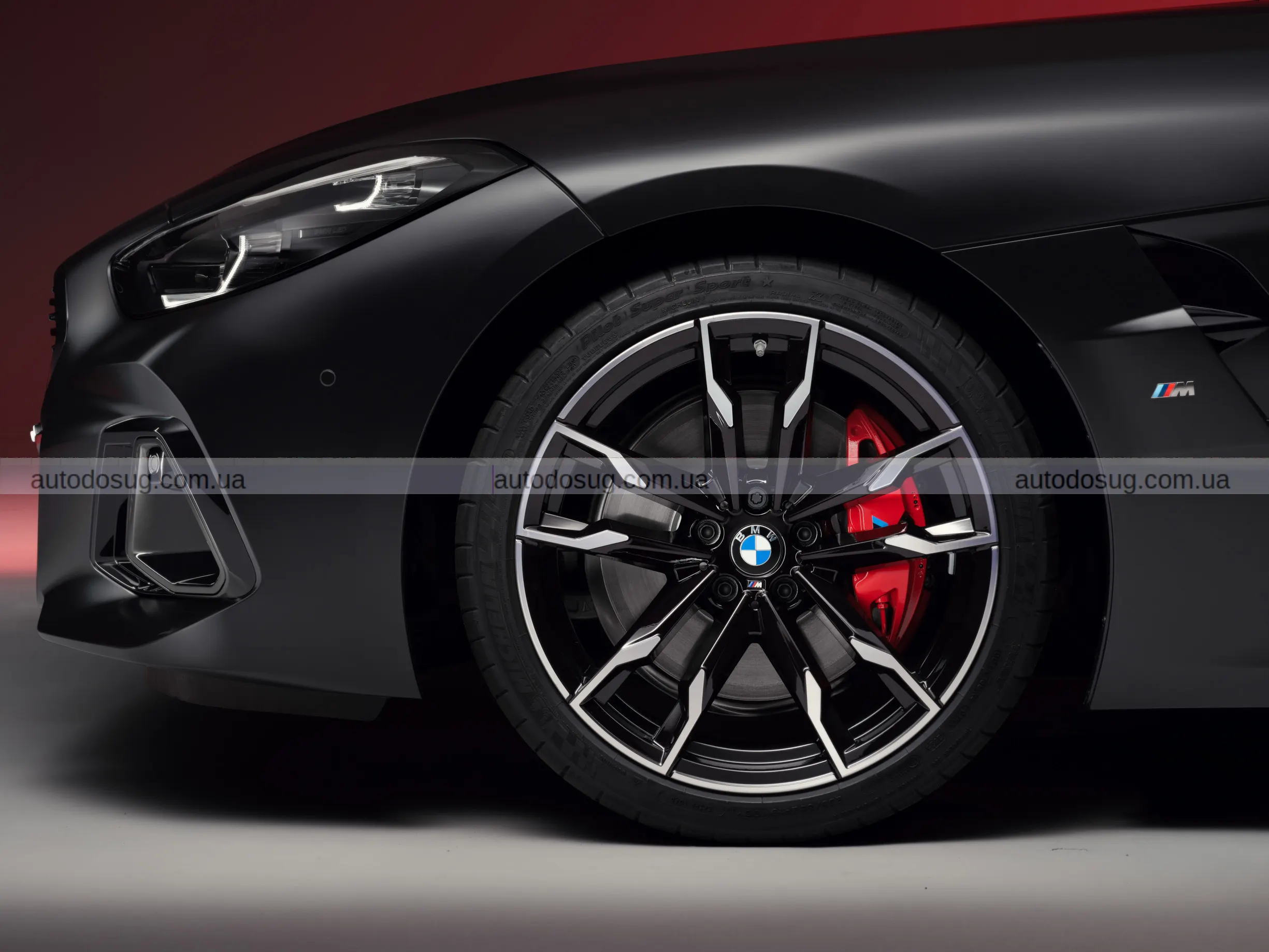 BMW завершує історію Z4 прощальною версією, яка б’є у саме серце фанатів