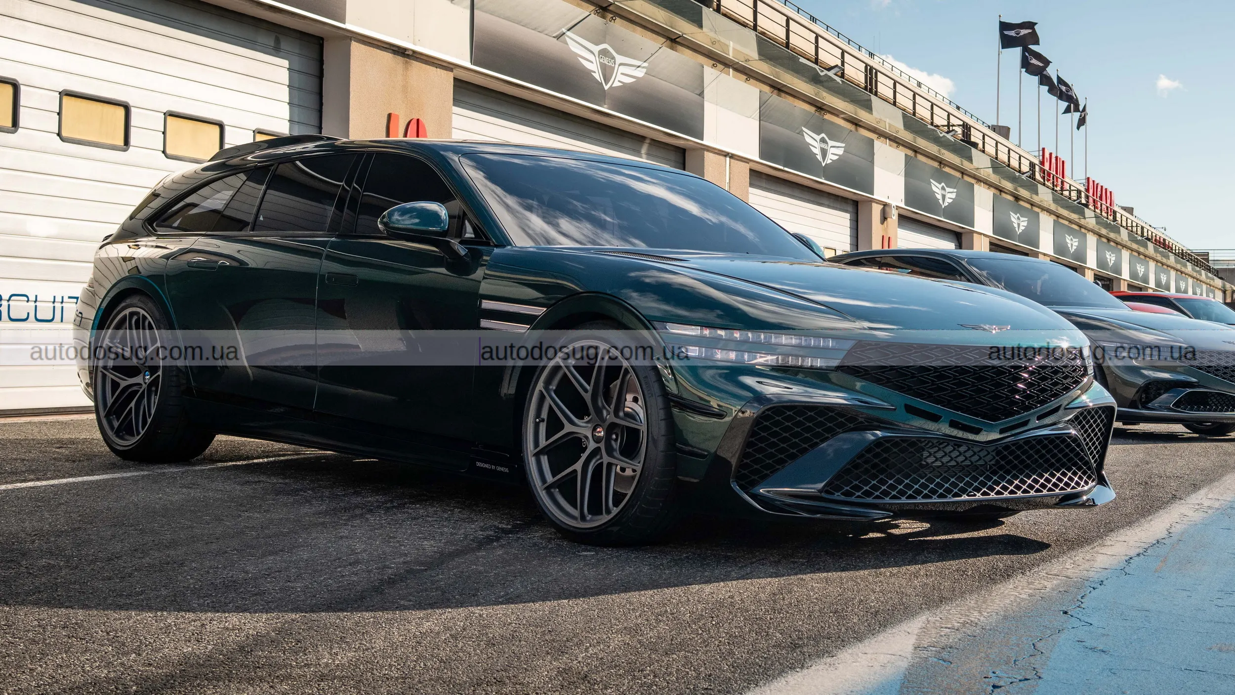 Чому Genesis насправді може створити свій G90 Wingback Muscle Wagon