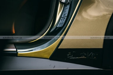 Ferrari GTC4 Lusso перетворили на імпровізований «дакар-спецкар»