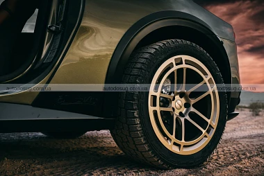 Ferrari GTC4 Lusso перетворили на імпровізований «дакар-спецкар»