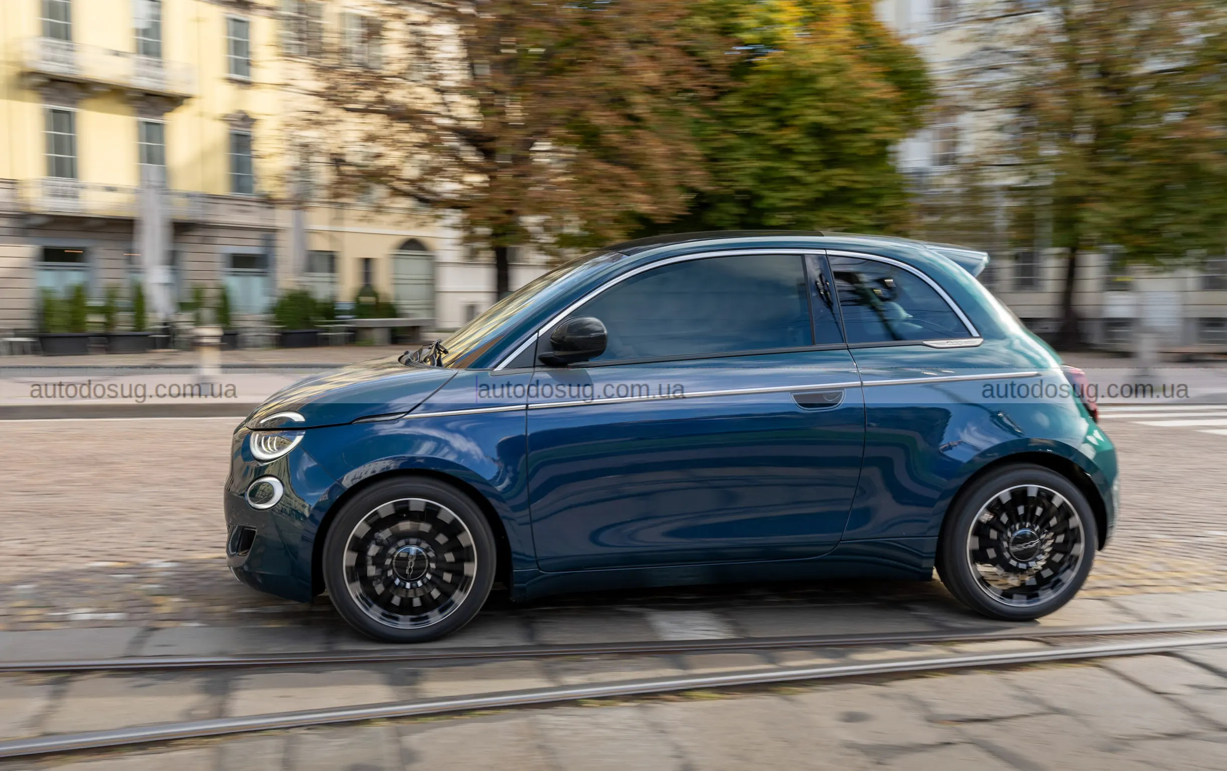 Fiat повертає ретро-швидкість із новим гібридом 500