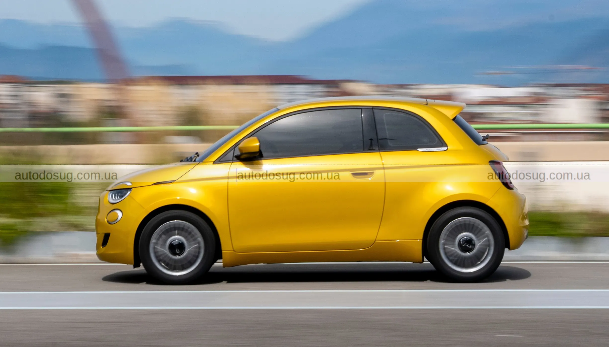 Fiat повертає ретро-швидкість із новим гібридом 500