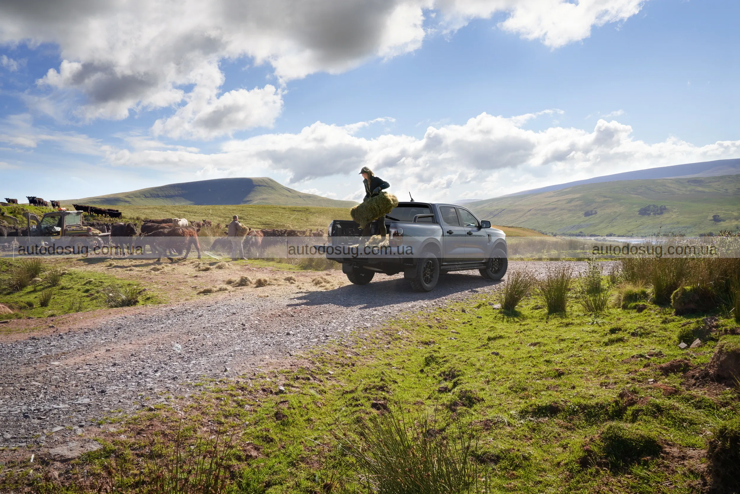 Ford оновлює Ranger та представляє новий Wolftrak