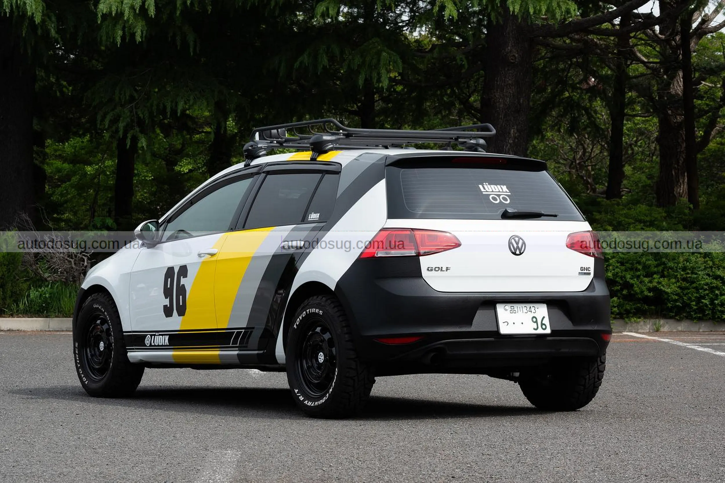 Японський тюнер робить з Volkswagen “Жуків”, які кусаються