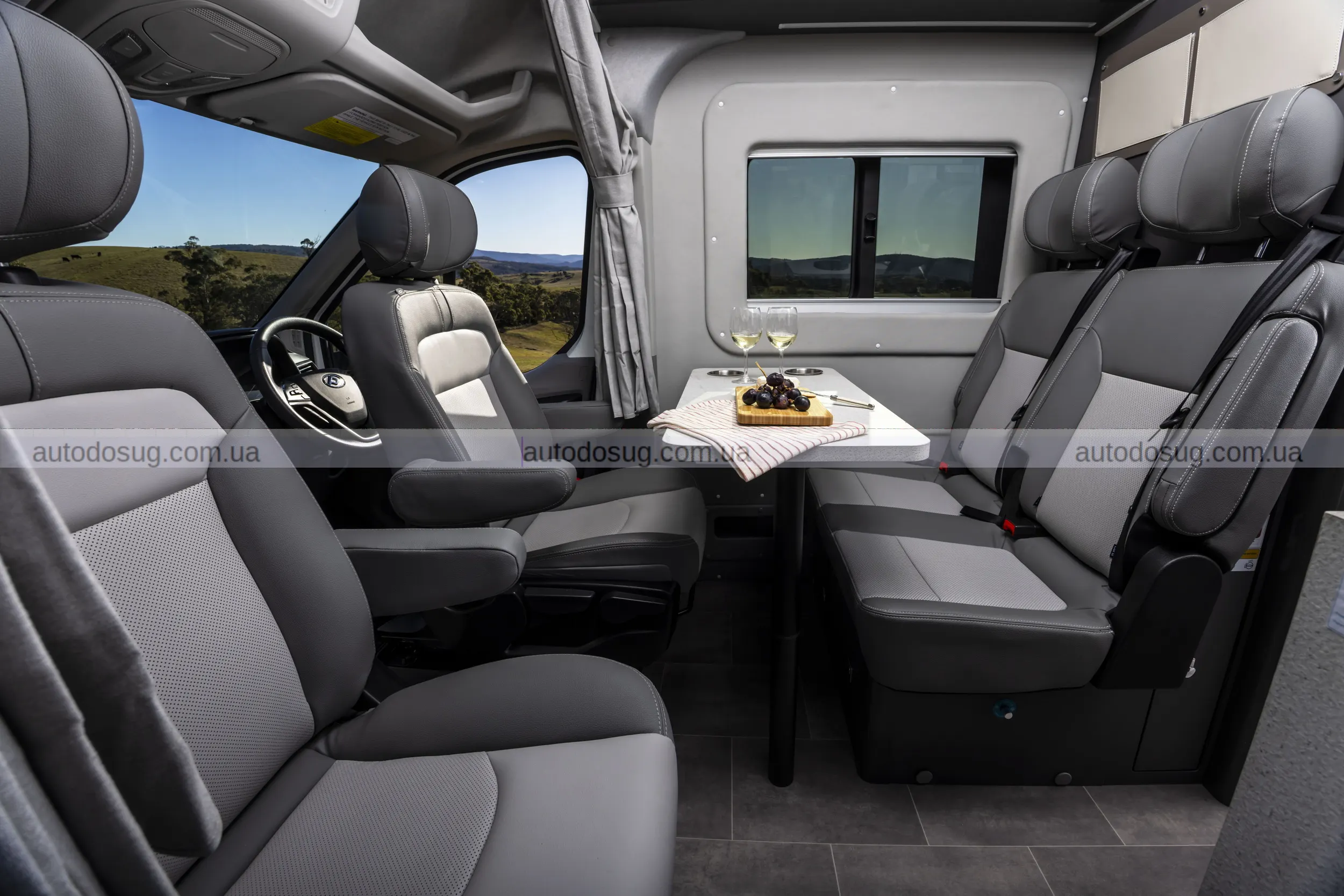 Китай підкорює кемпери та представляє новий автодом за півціни від VW