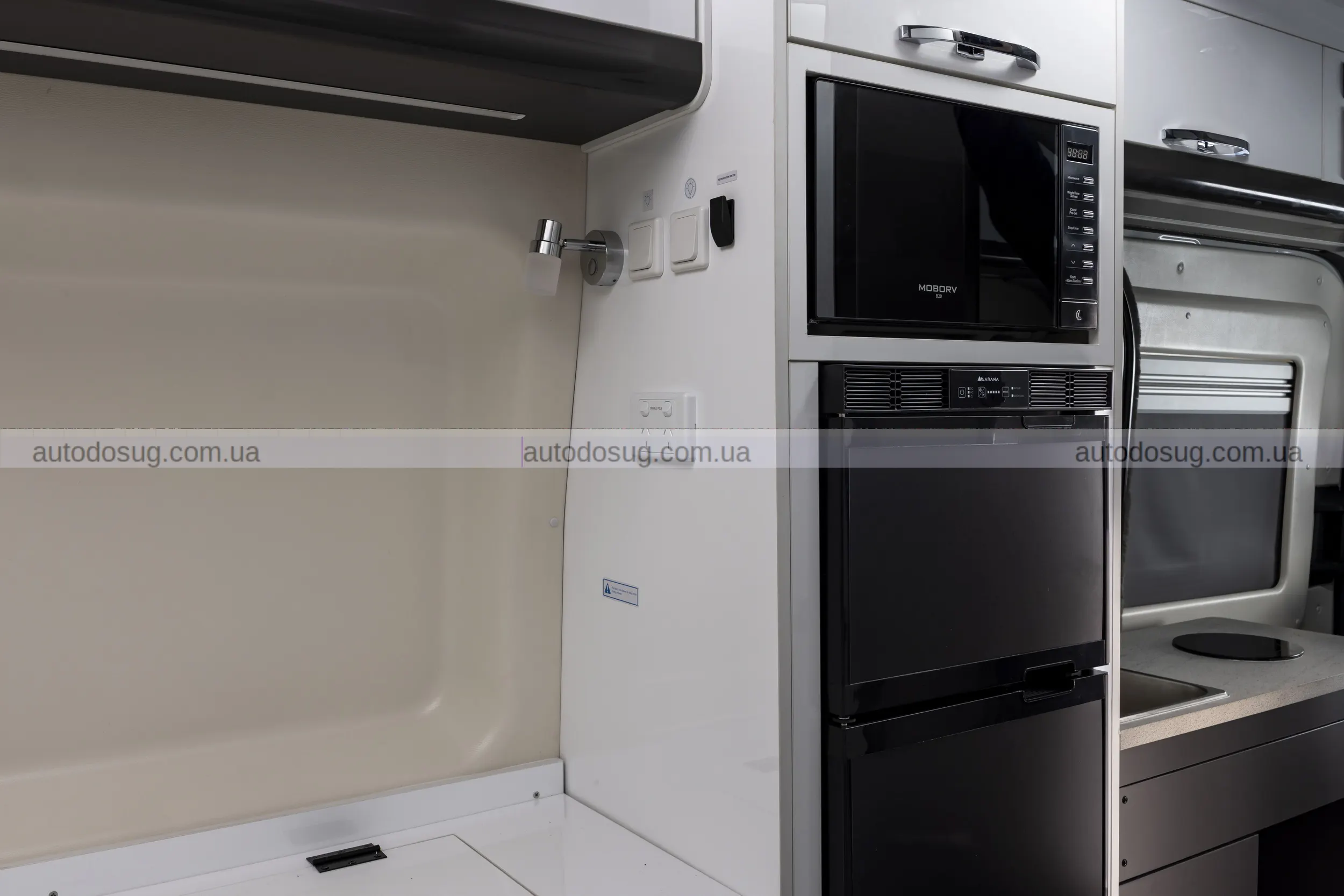 Китай підкорює кемпери та представляє новий автодом за півціни від VW