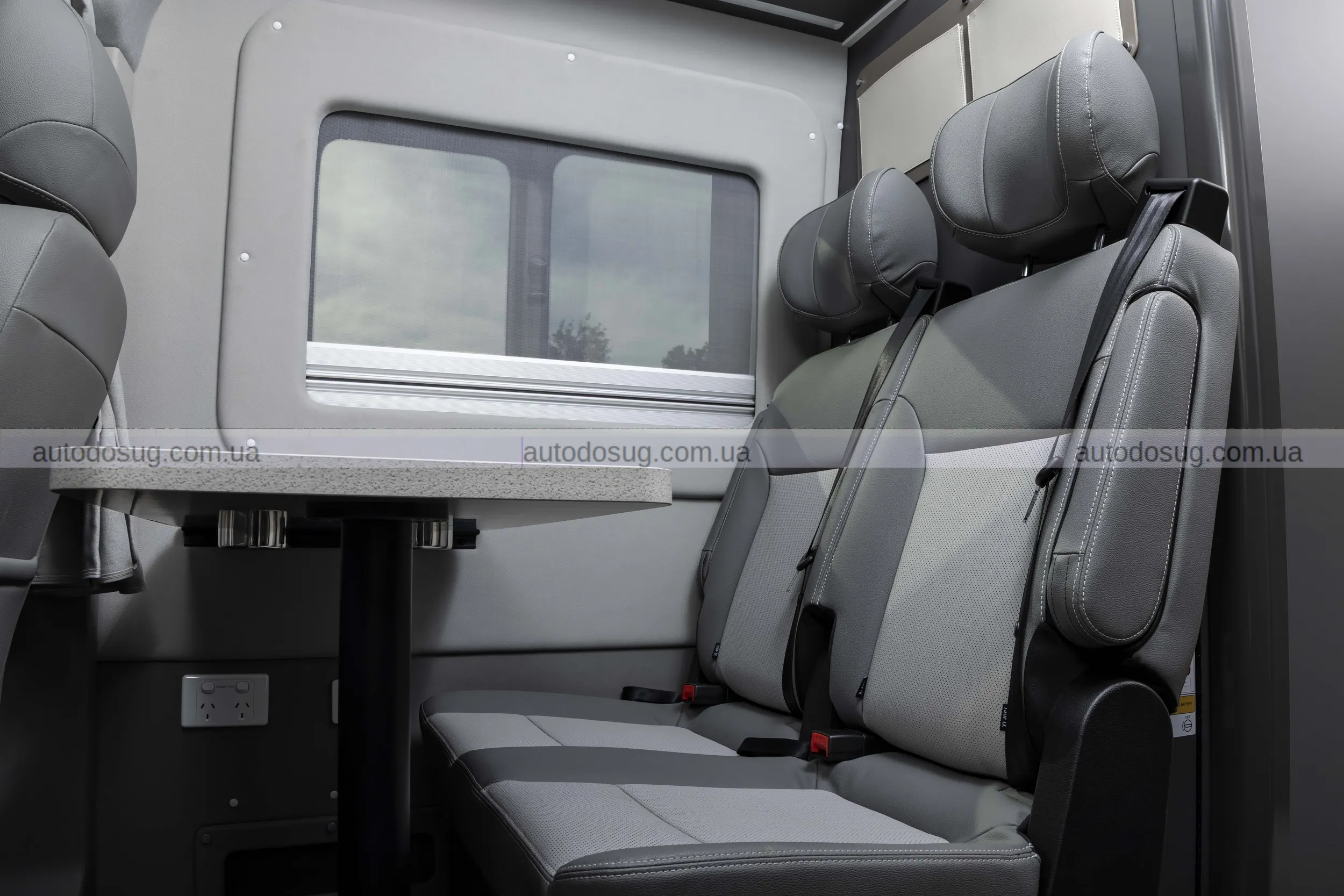 Китай підкорює кемпери та представляє новий автодом за півціни від VW