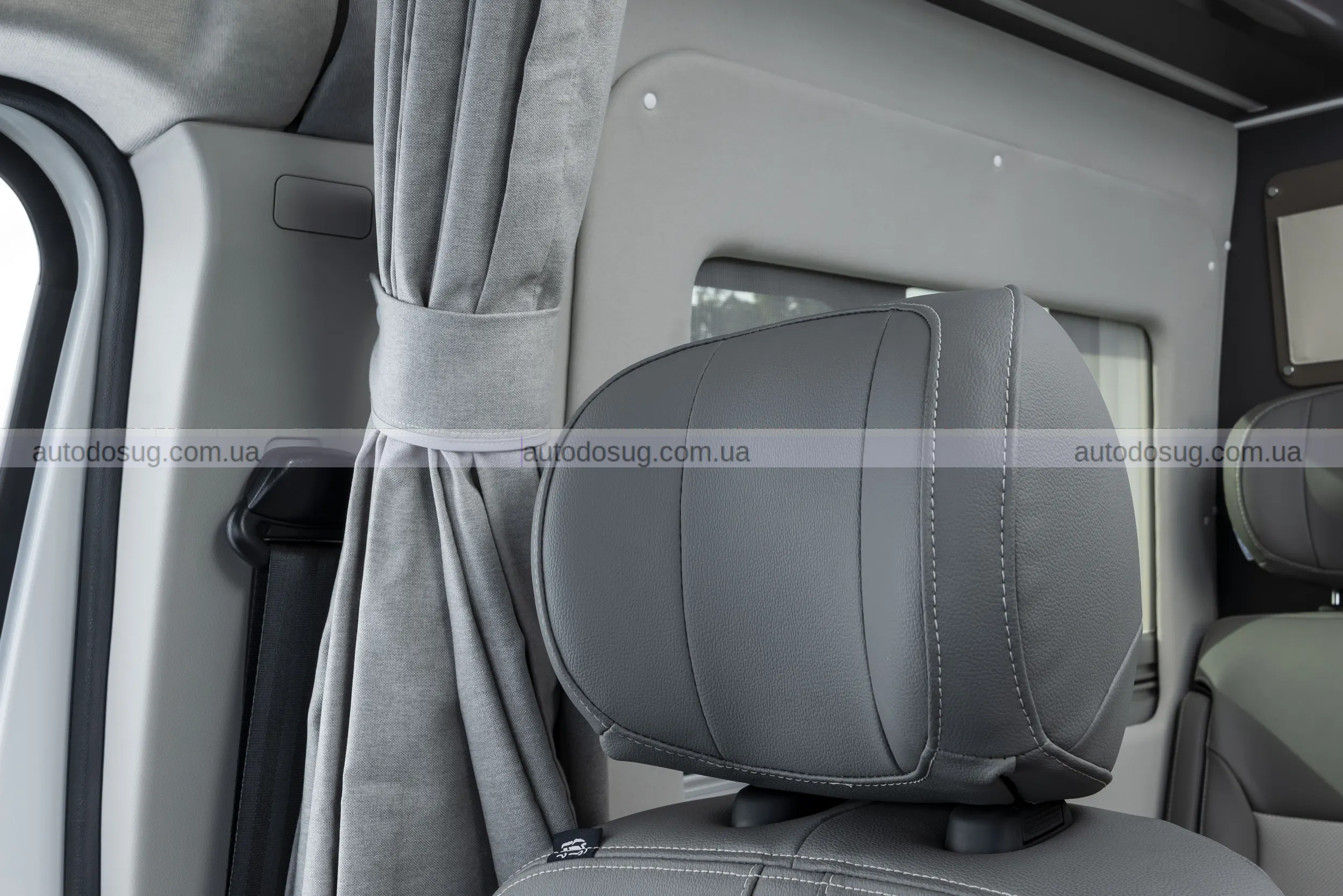 Китай підкорює кемпери та представляє новий автодом за півціни від VW