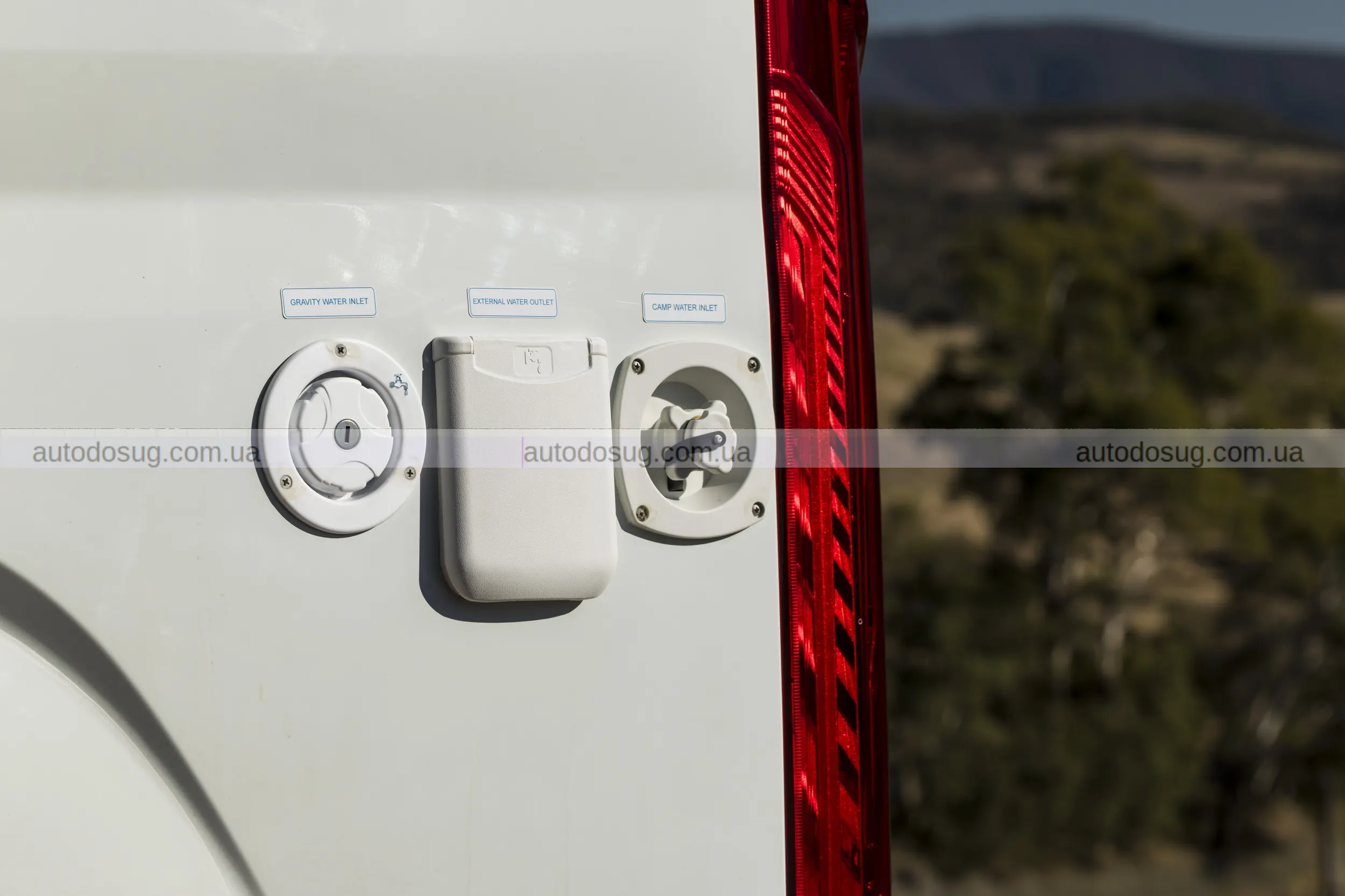 Китай підкорює кемпери та представляє новий автодом за півціни від VW