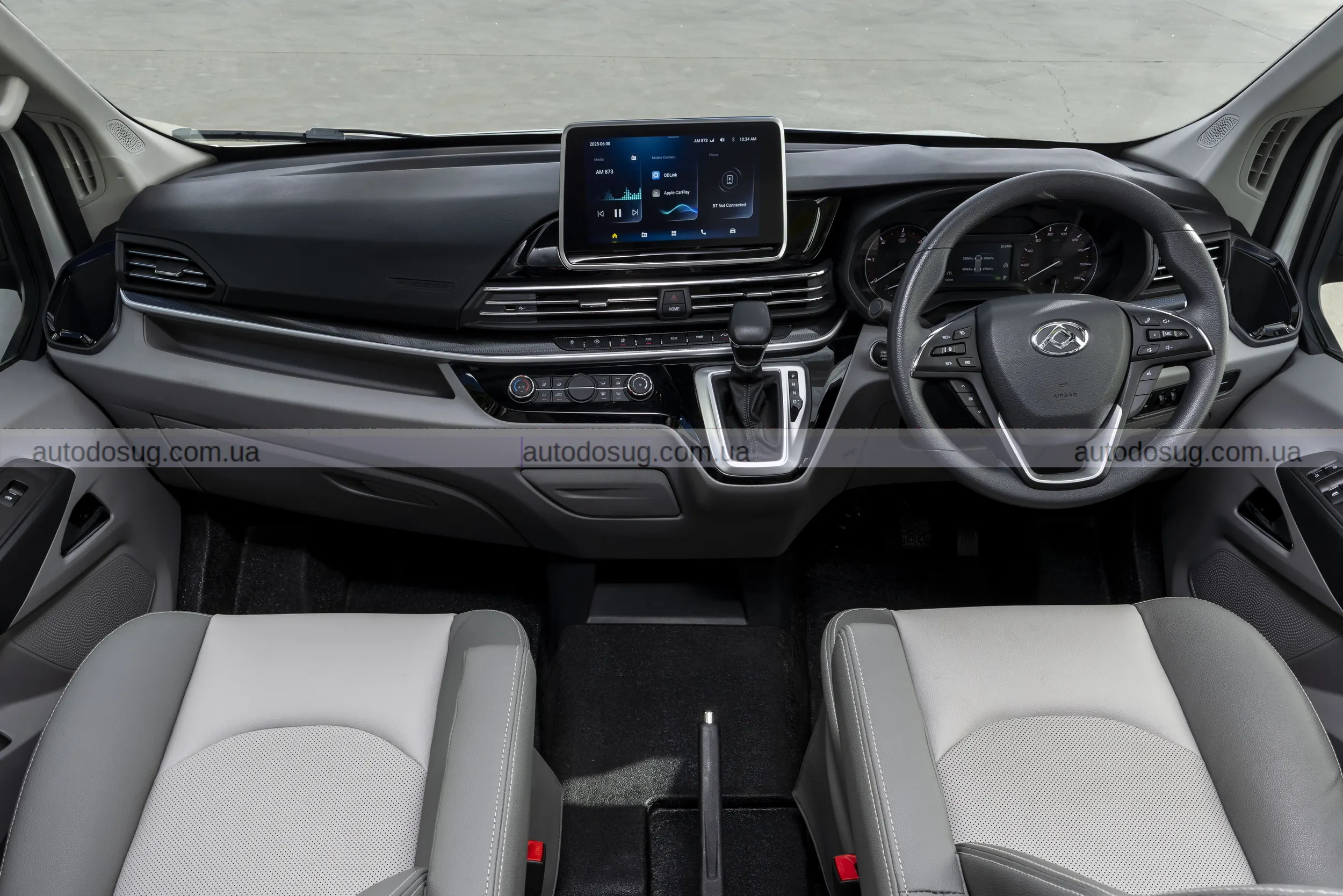 Китай підкорює кемпери та представляє новий автодом за півціни від VW