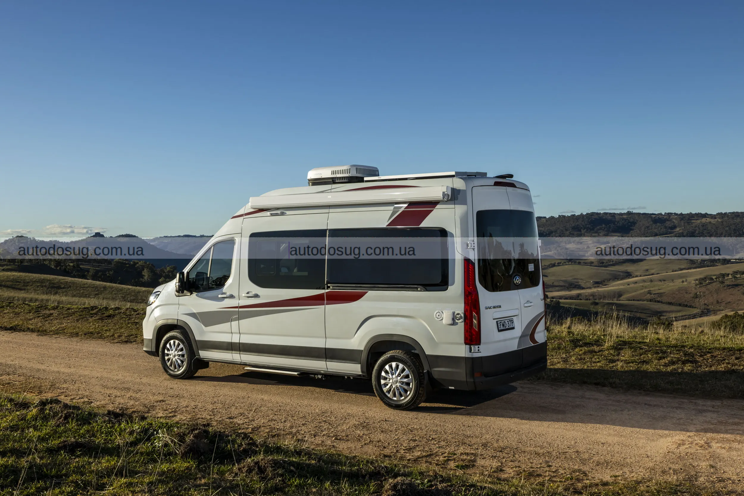 Китай підкорює кемпери та представляє новий автодом за півціни від VW