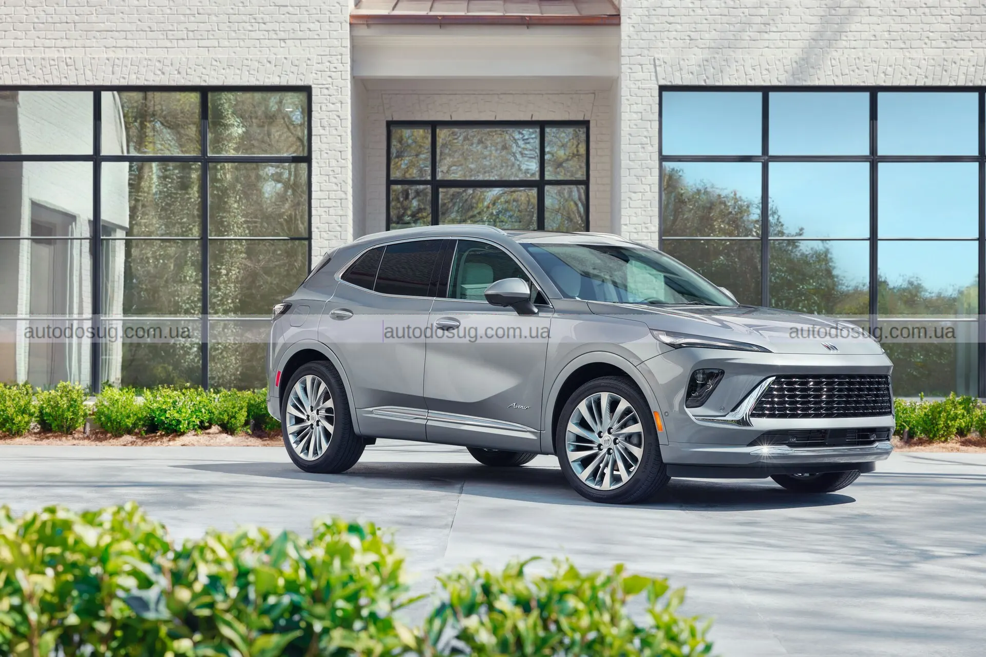 Китайський Envision від Buick здивував ринок