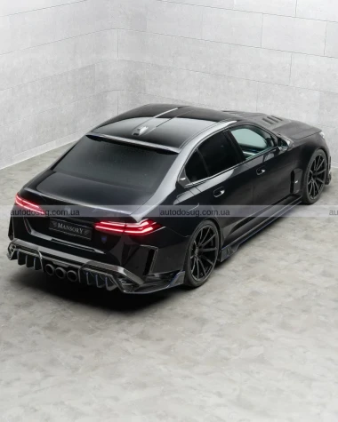 Mansory перетворює новий BMW M5 на суперседан із потужністю 838 к.с. і вихлопом у стилі Honda Civic Type R