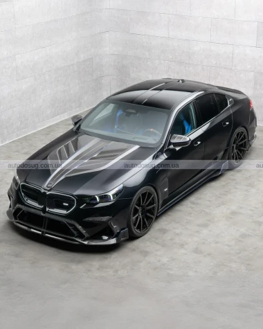 Mansory перетворює новий BMW M5 на суперседан із потужністю 838 к.с. і вихлопом у стилі Honda Civic Type R