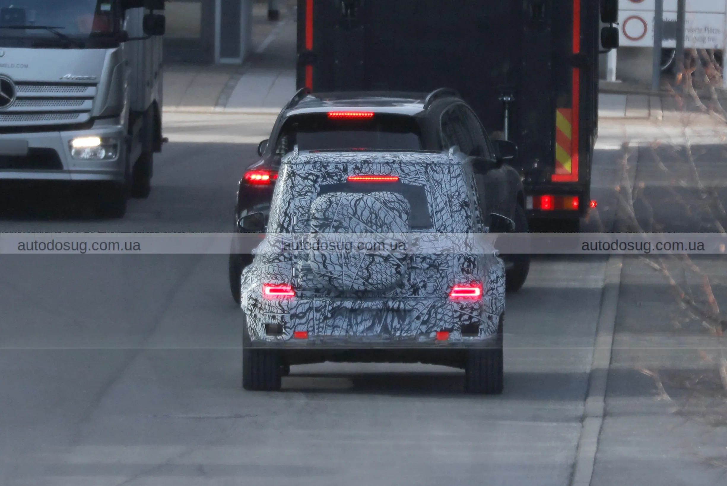 Mercedes створює Baby G-Class і робить його справжнім спадкоємцем легенди