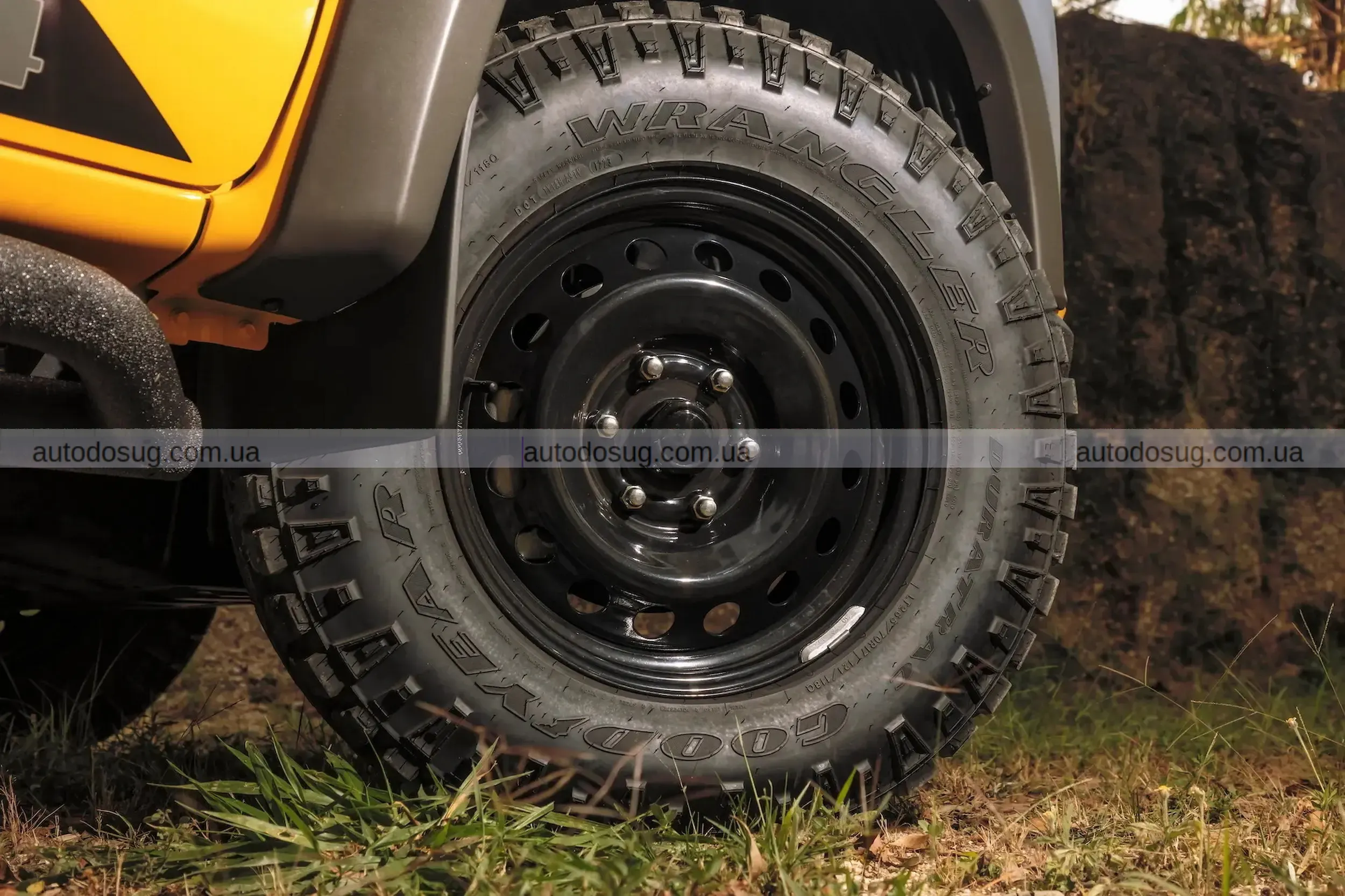 Mitsubishi створила свій найміцніший пікап Triton Savana