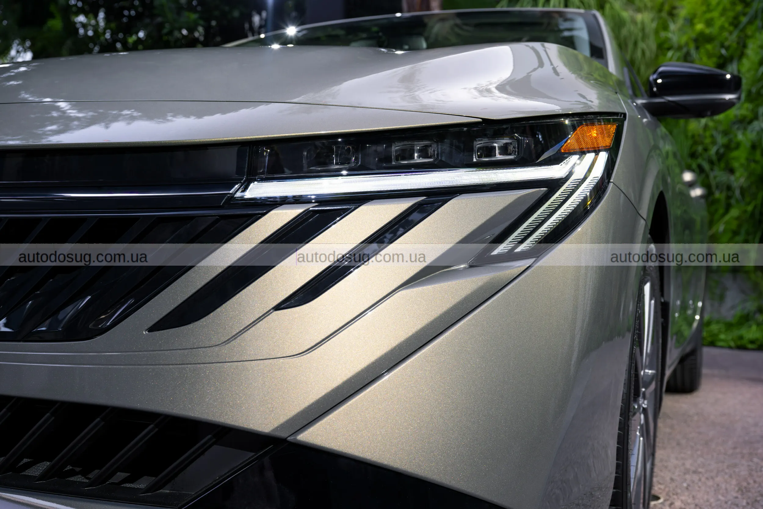 Nissan представляє новий Sentra 2026