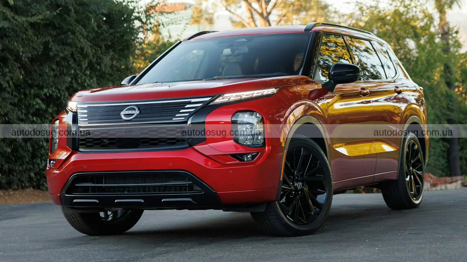 Nissan представив перший PHEV Rogue — але це майже не Nissan