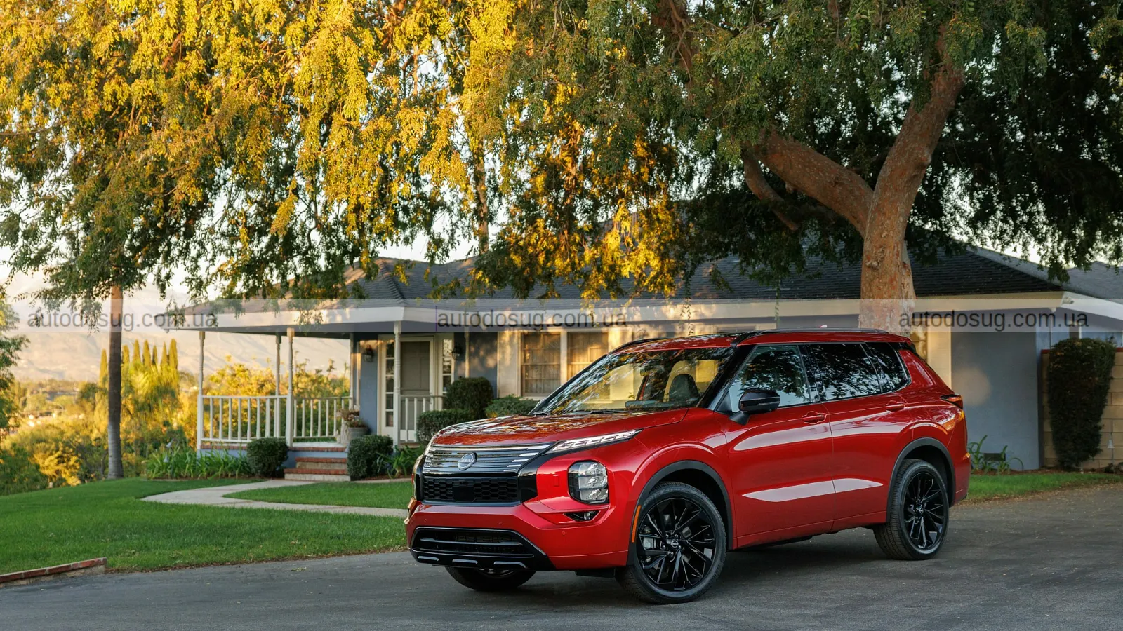 Nissan представив перший PHEV Rogue — але це майже не Nissan