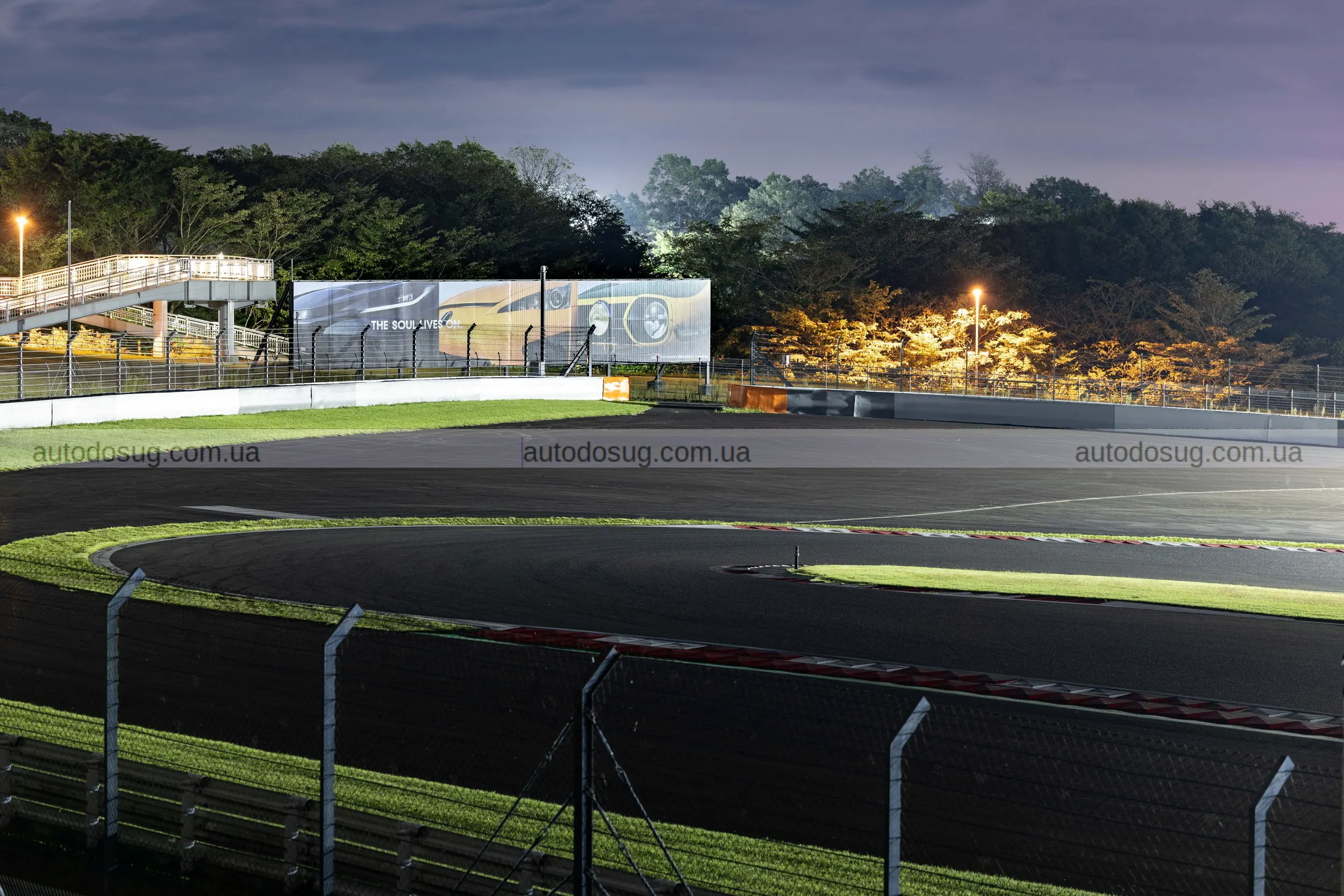 Новий суперкар Toyota GR GT цього разу не носить емблему Lexus