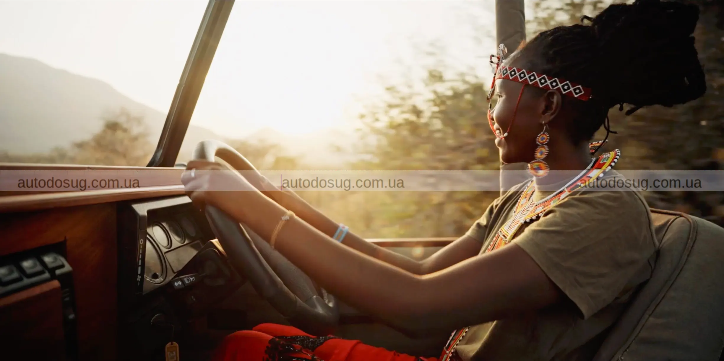 Одна зміна в цьому Land Rover Defender перетворює сафарі на справжню магію