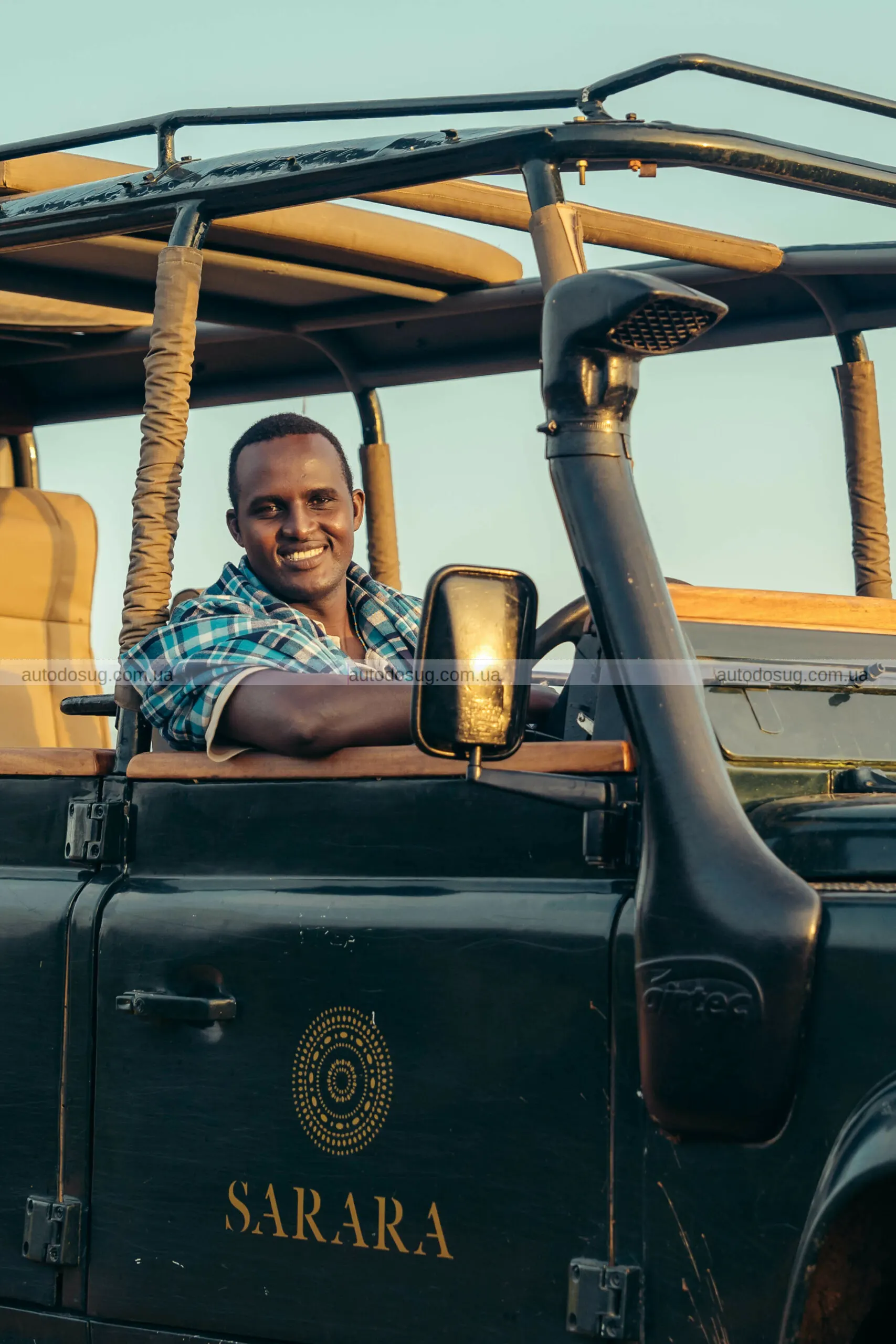 Одна зміна в цьому Land Rover Defender перетворює сафарі на справжню магію