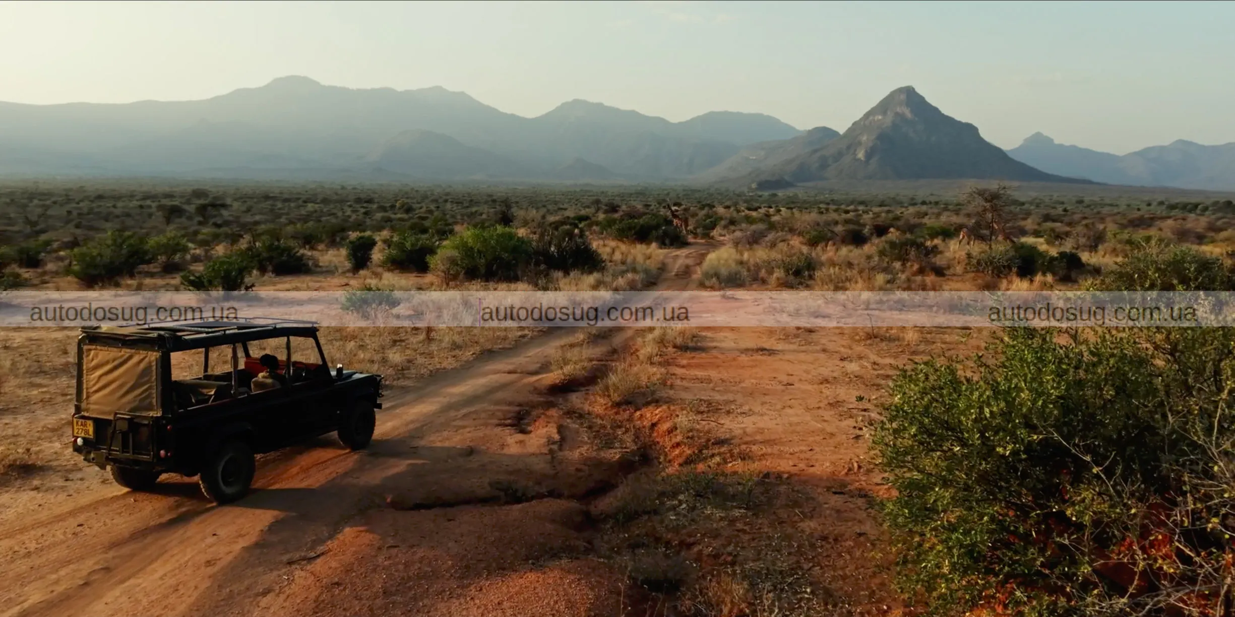 Одна зміна в цьому Land Rover Defender перетворює сафарі на справжню магію