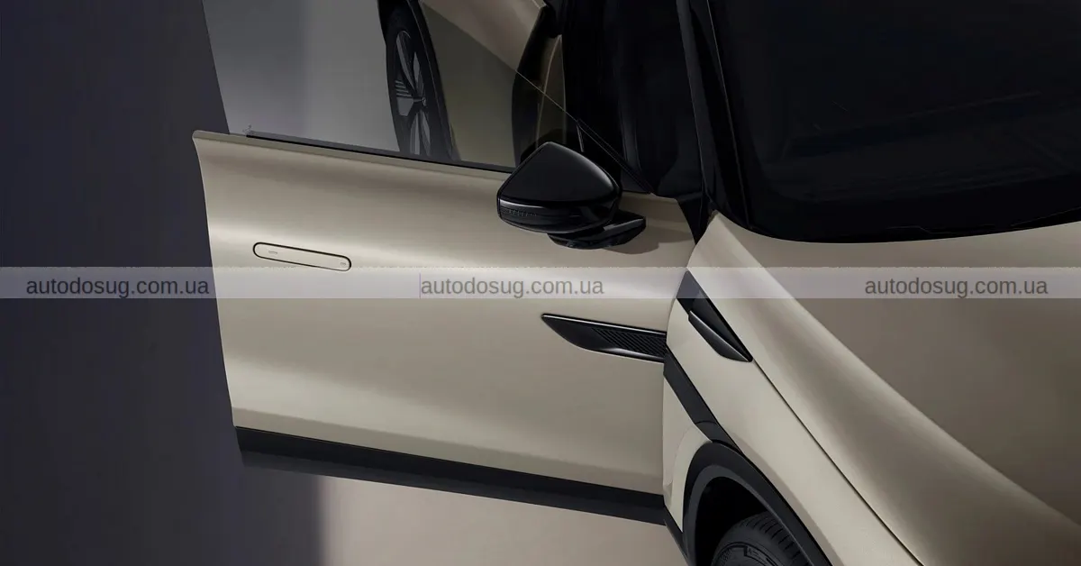 Перший електричний позашляховик VW з Xpeng має логотип вовка, що світиться