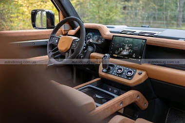 Перший у світі пікап Defender має одну велику проблему