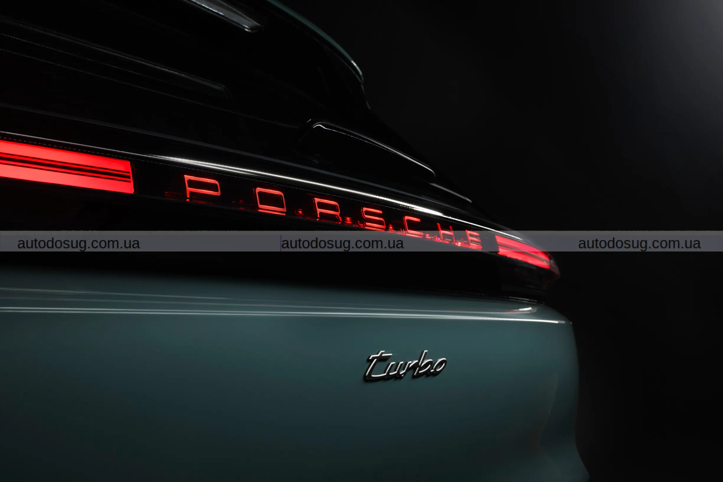 Porsche перевизначає потужність — електричний Cayenne змушує M5 виглядати легким