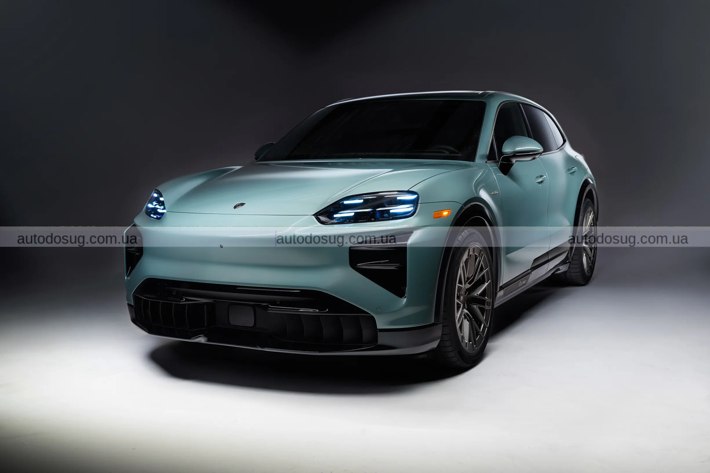 Porsche перевизначає потужність — електричний Cayenne змушує M5 виглядати легким