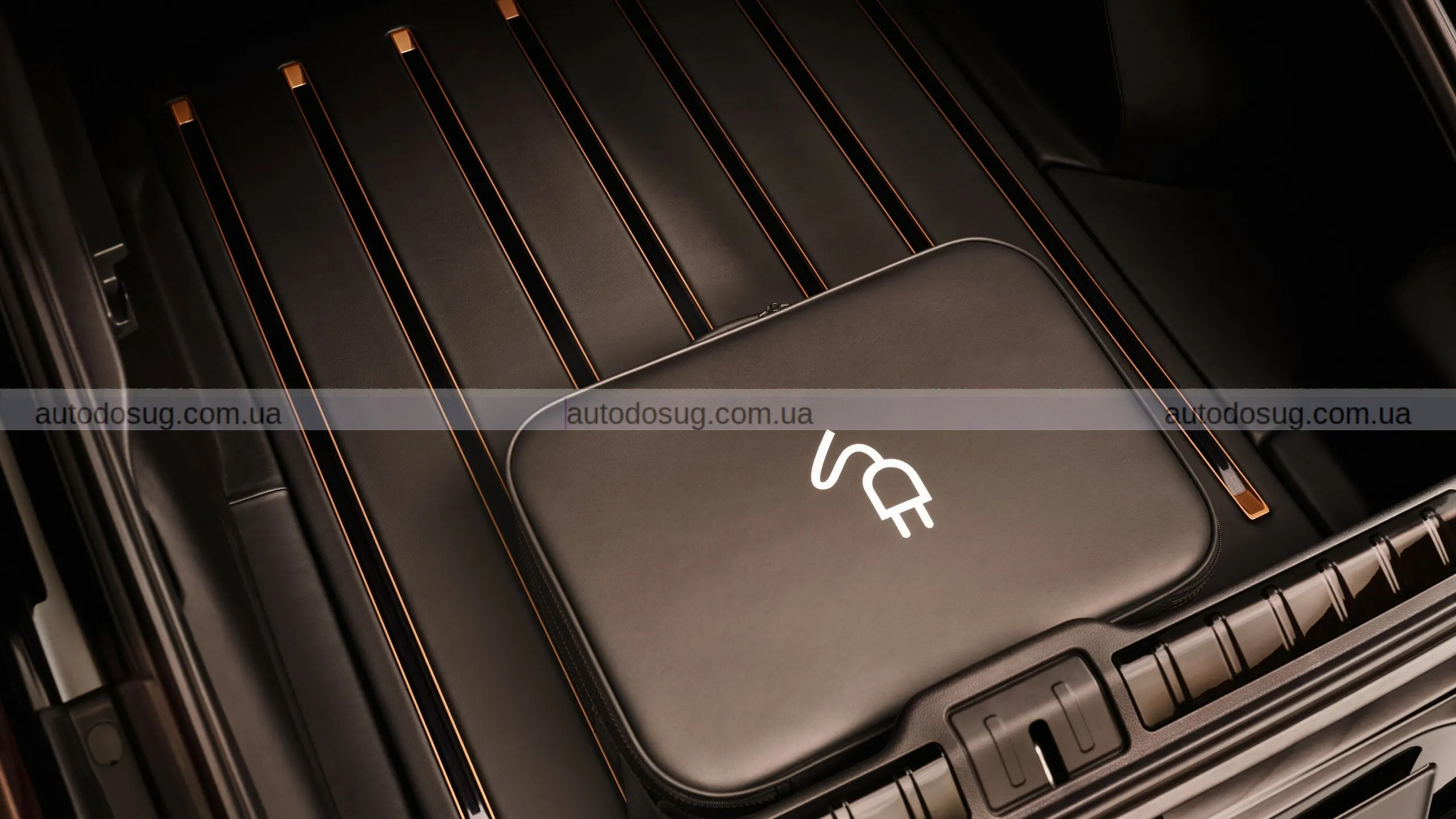 Porsche представила єдиний екземпляр Panamera зі своєї програми Sonderwunsch