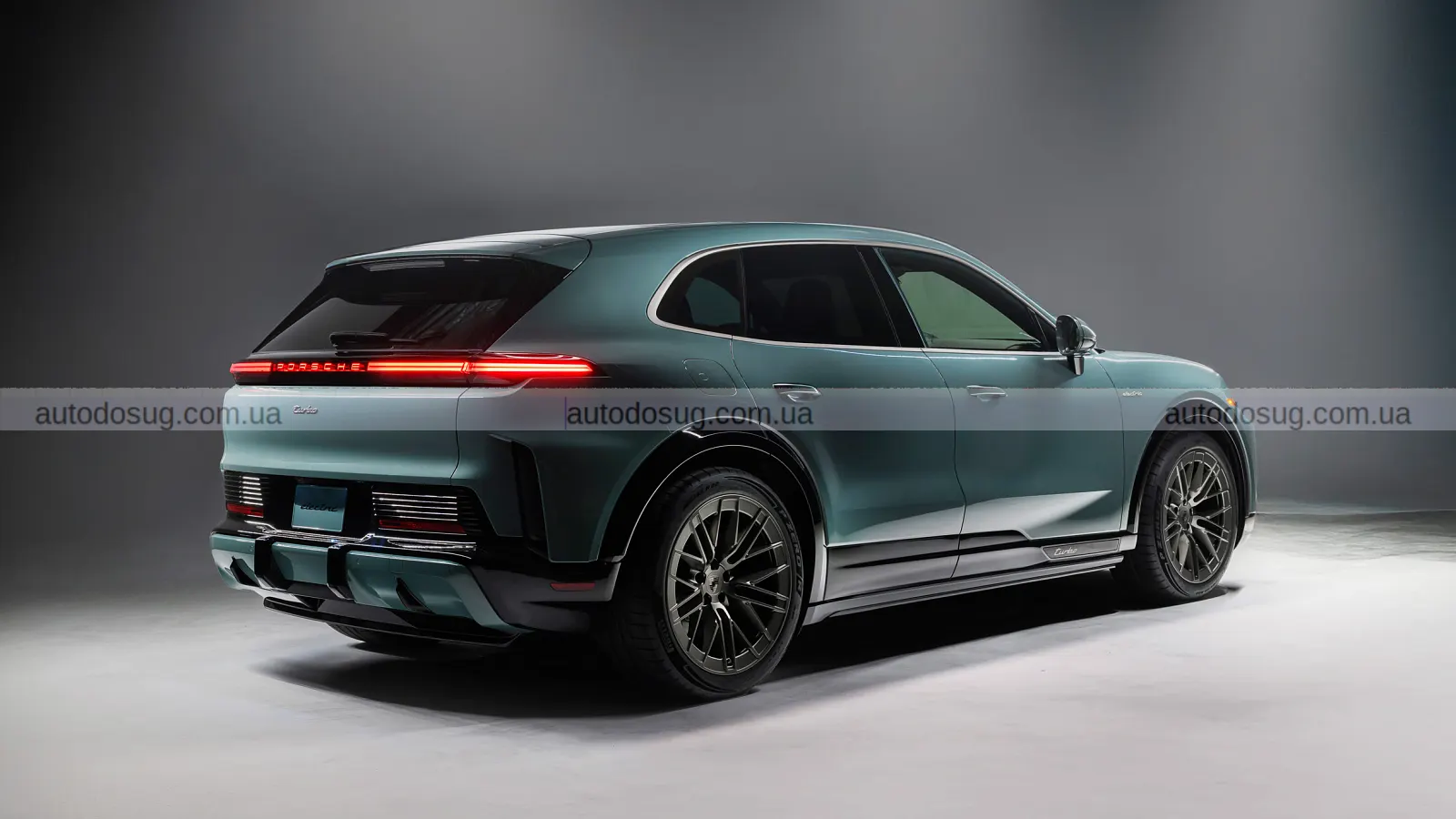 Porsche виходить на новий рівень та представляє Cayenne з електроприводом